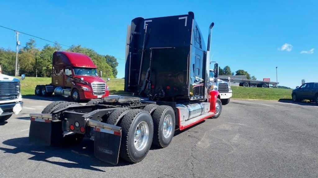 Aazon.co: Fits Freightliner Coronado (2010 &ap; Newer with Square