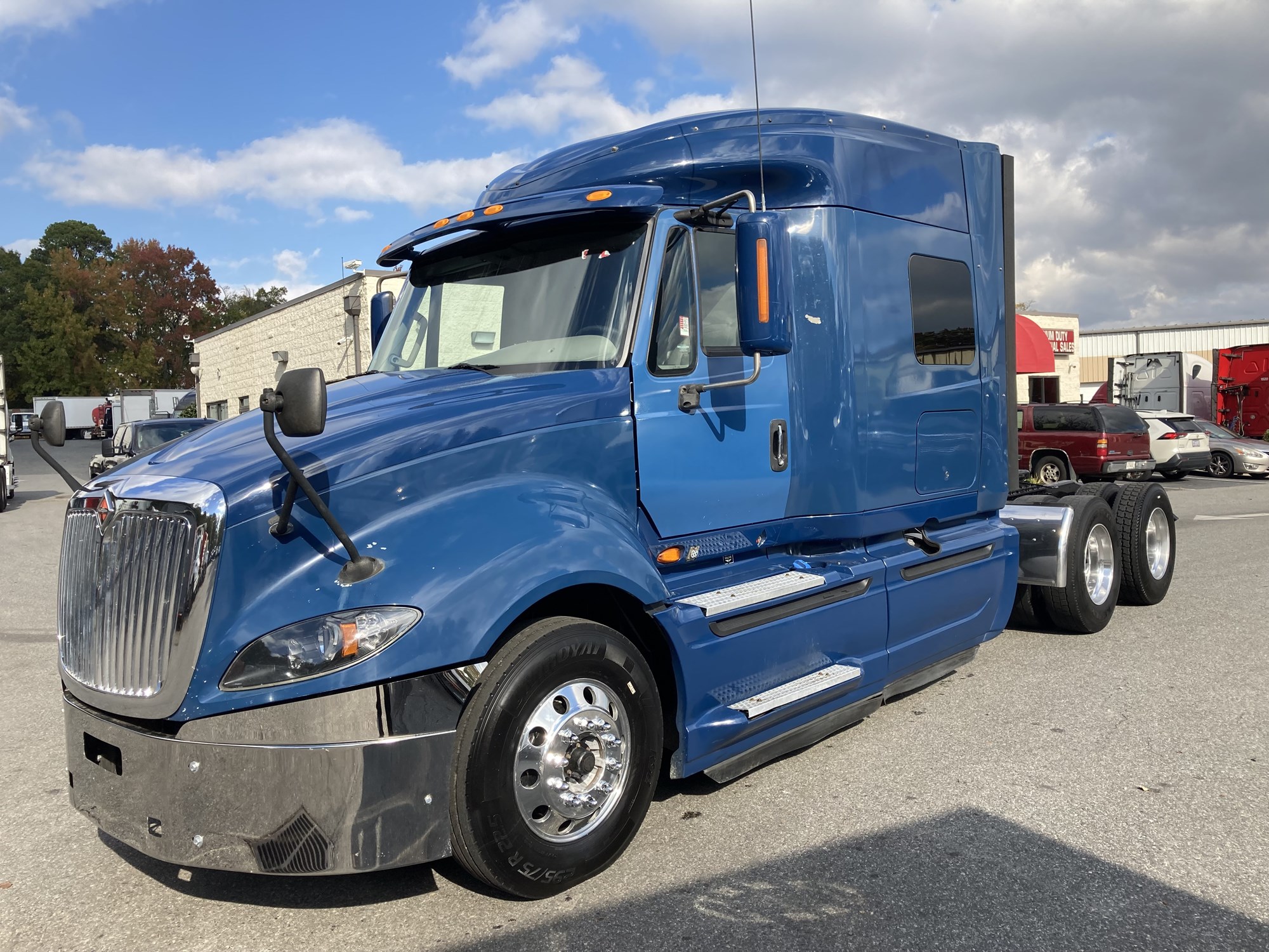 Custom International Prostar