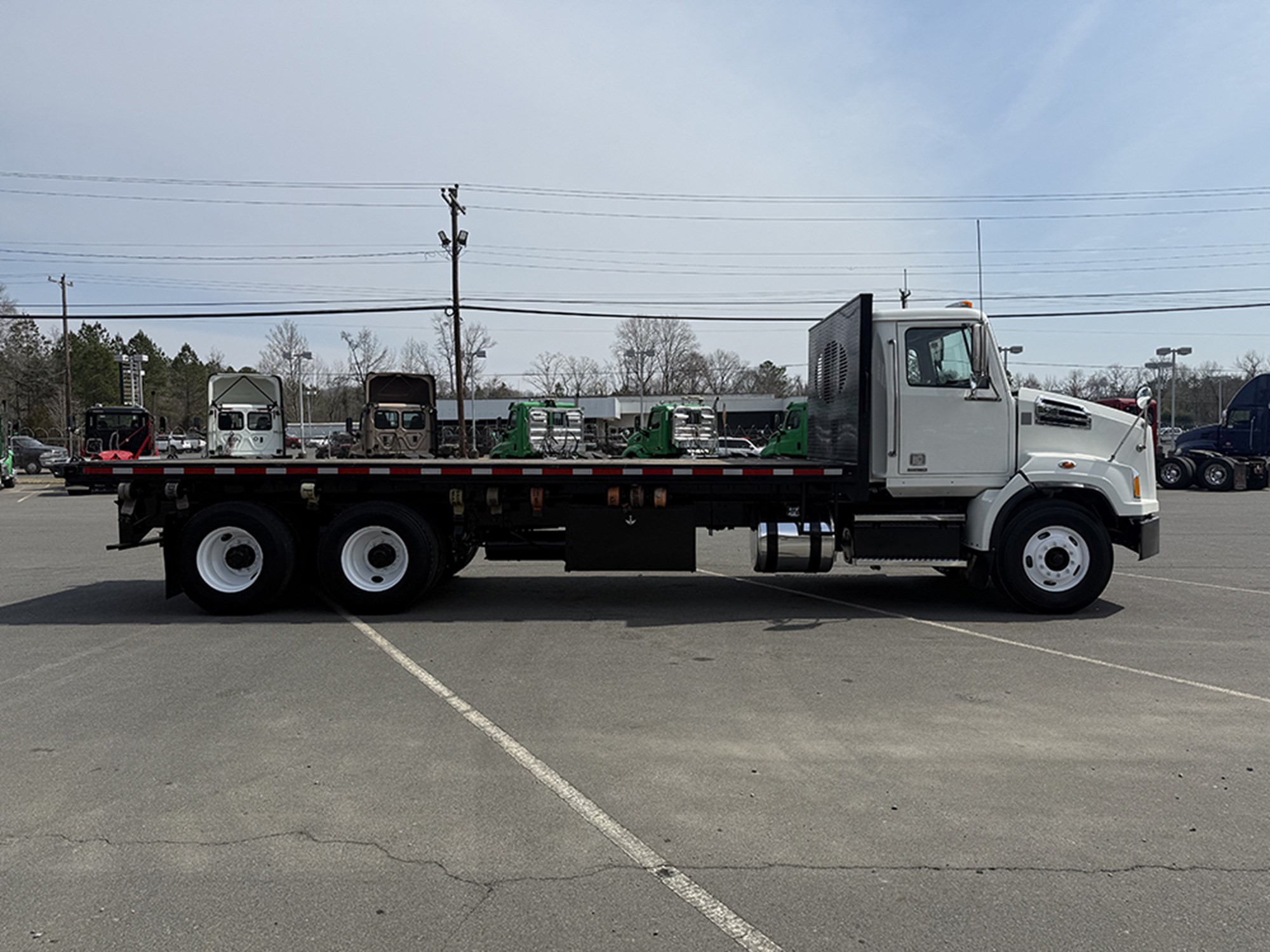 2019 Western Star - image 3