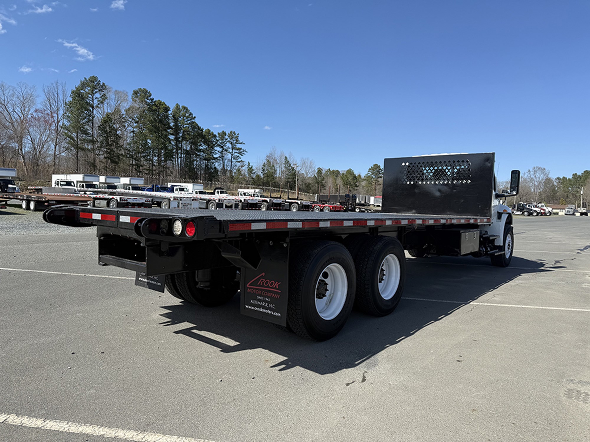 2019 International MV607 - image 4 of 6