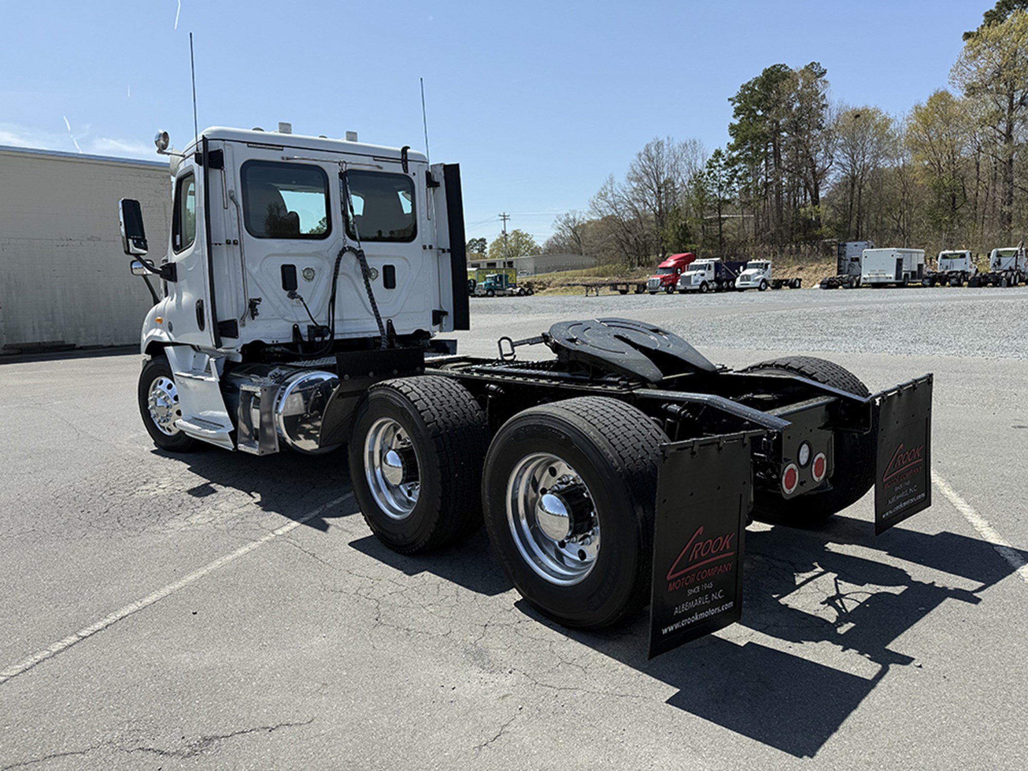 2014 Freightliner Cascadia - image 6 of 6