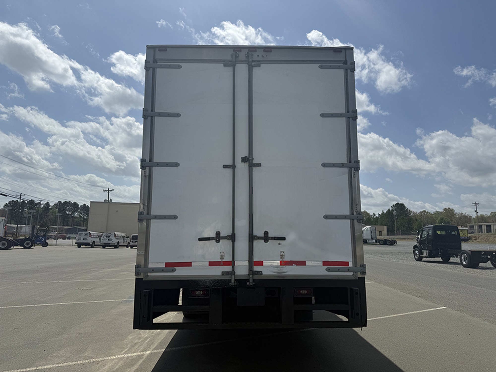 2020 International MV607 - image 5 of 6