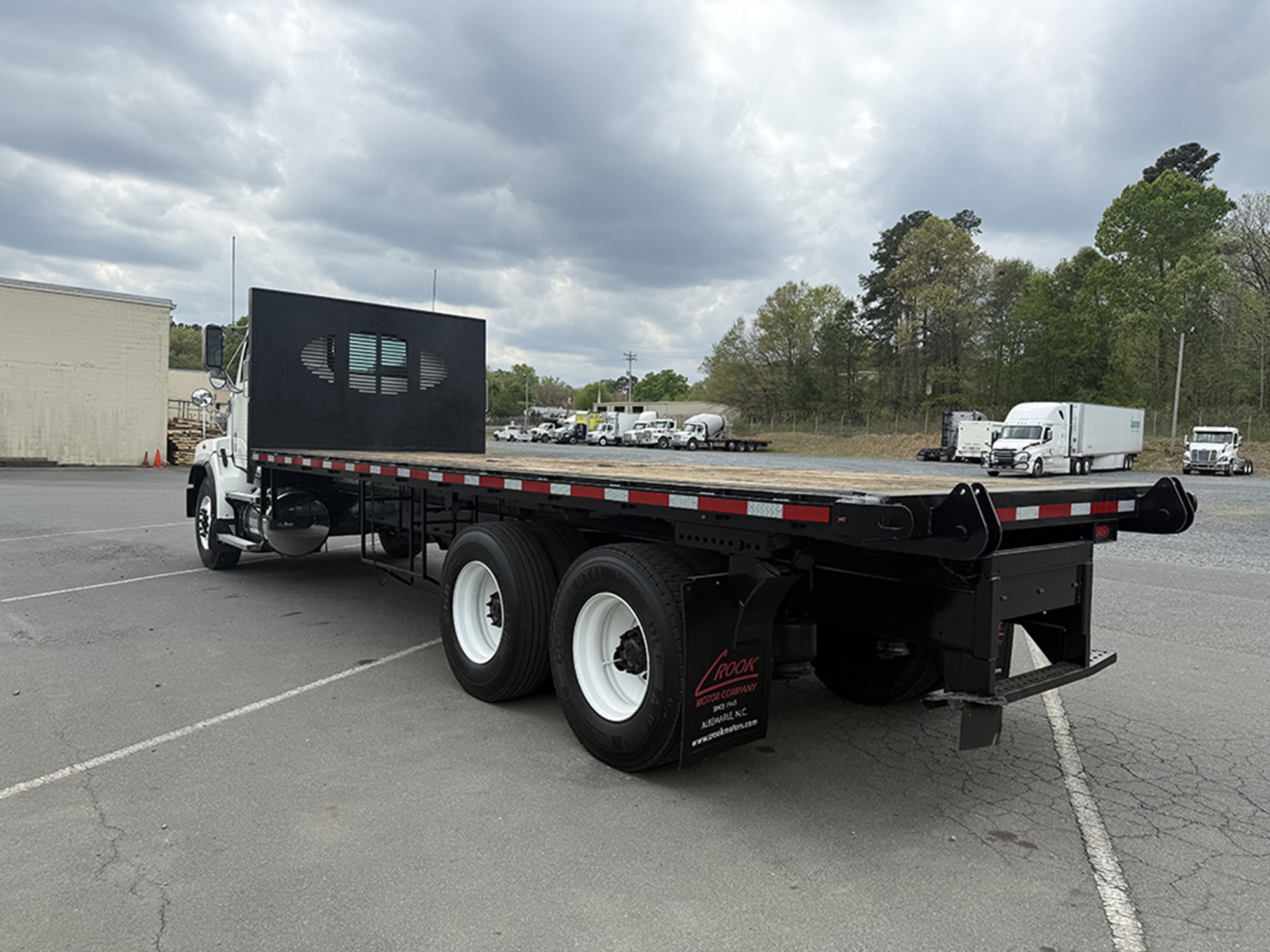 2019 Western Star 4700 - image 6 of 6