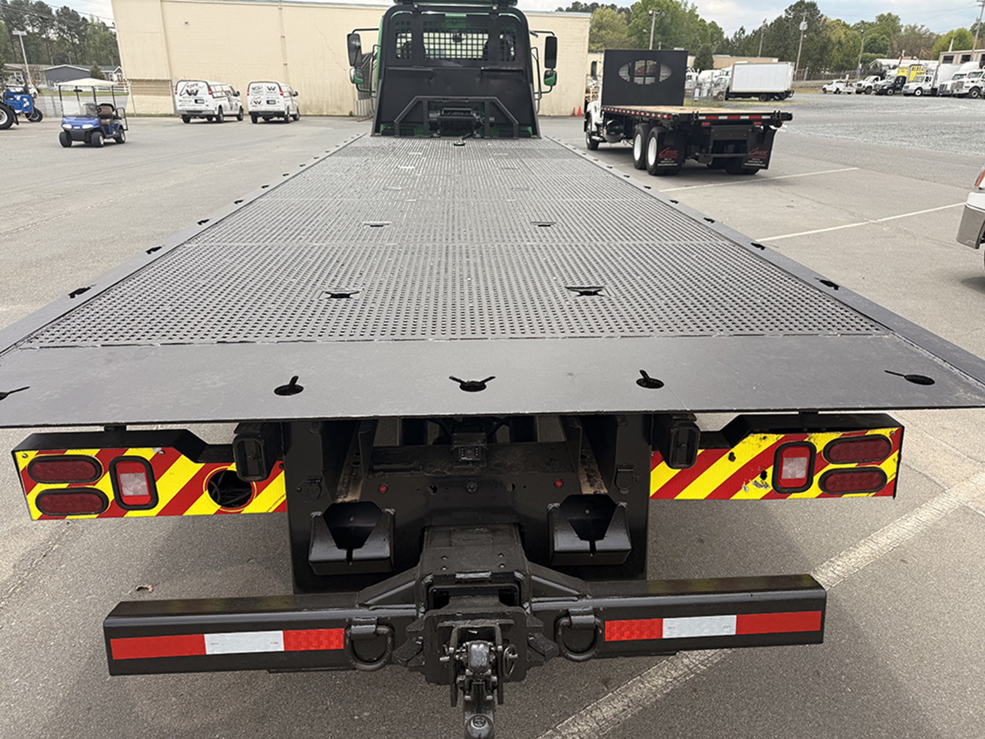 2017 FREIGHTLINER M2 - image 5 of 6