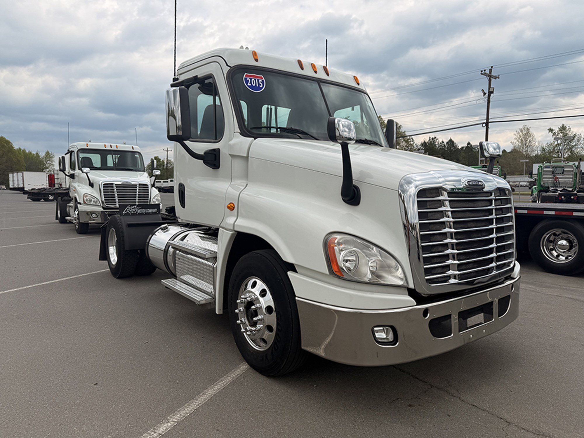 2015 FTL CA125DC - image 2 of 6