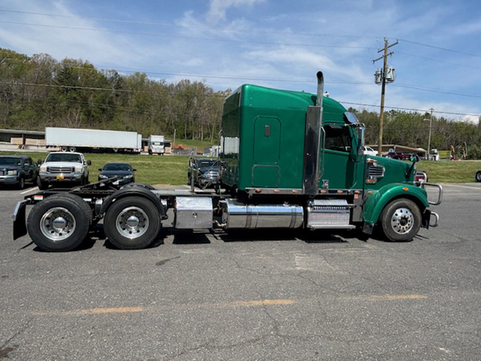 2022 FREIGHTLINER 122SD - image 6 of 6