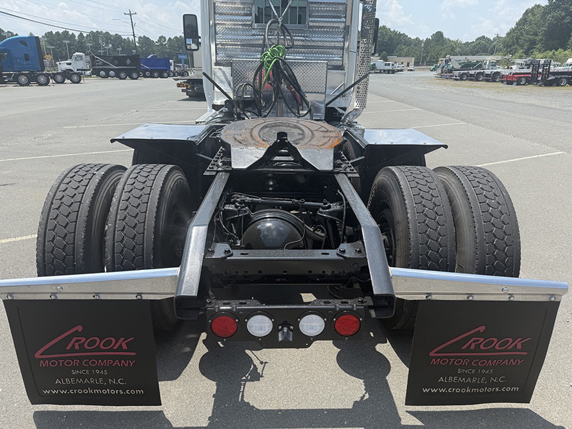2020 Kenworth T880 - image 5 of 6