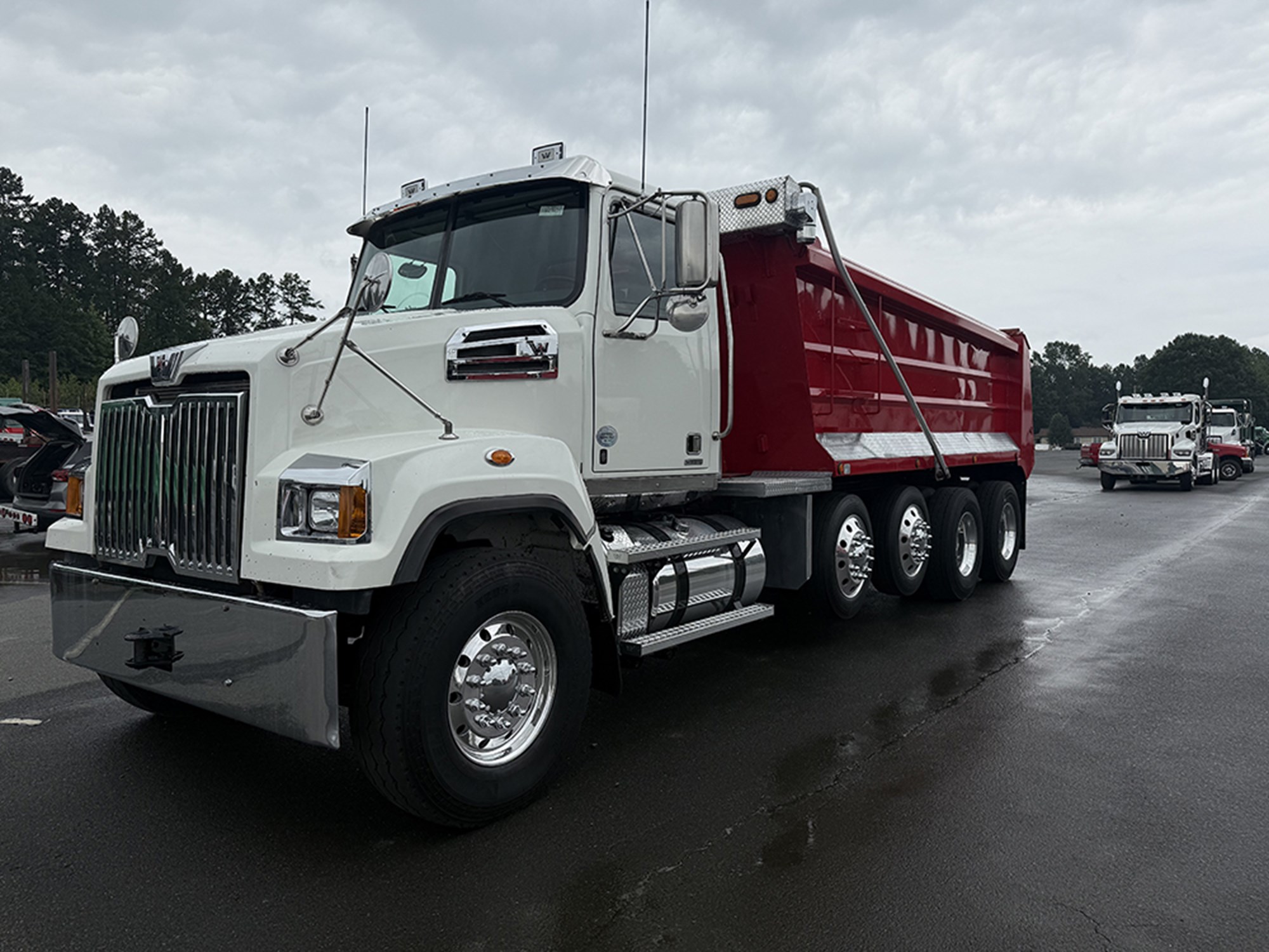 2019 Western Star 4700SF - image 1 of 6