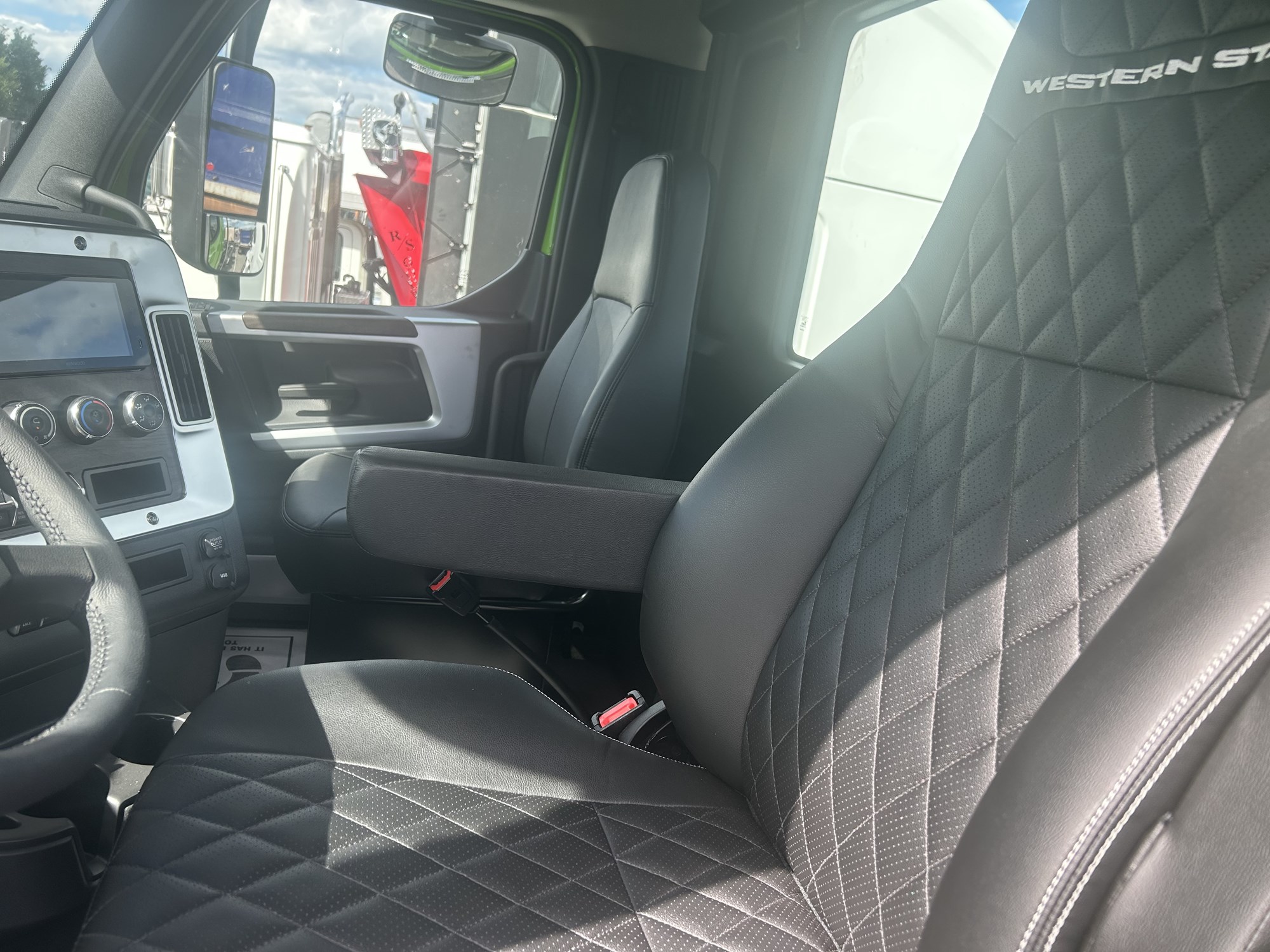 2026 Western Star 49X - image 5 of 6