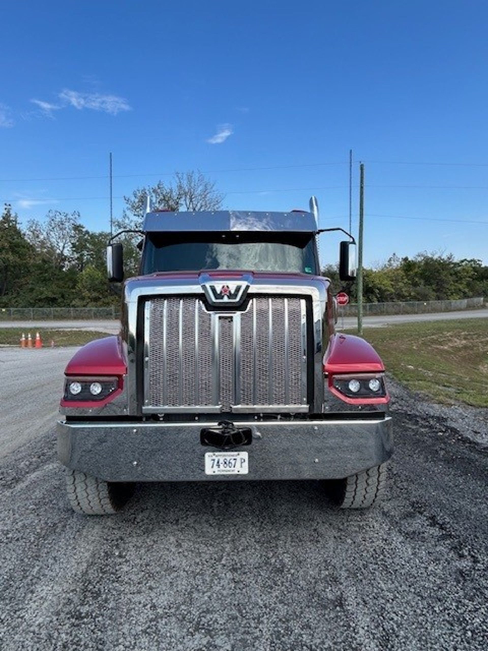 2026 Western Star 49X 2026 Western Star 49X - image 2 of 6