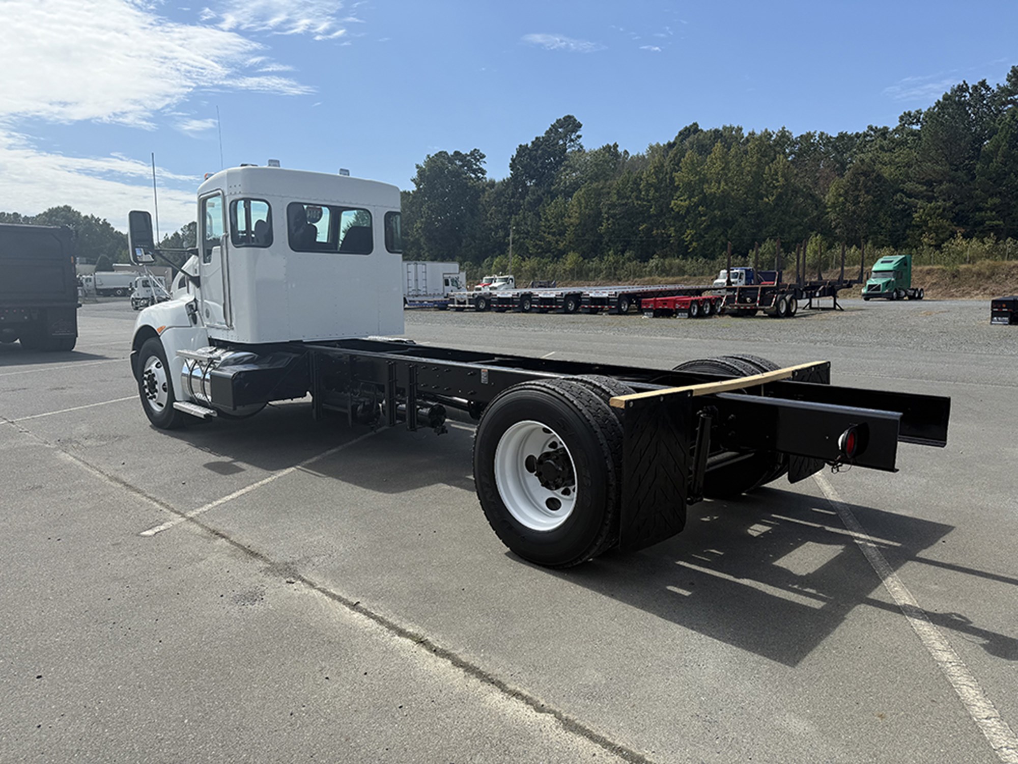 2014 Kenworth T3 Series 2014 Kenworth T3 Series - image 6 of 6