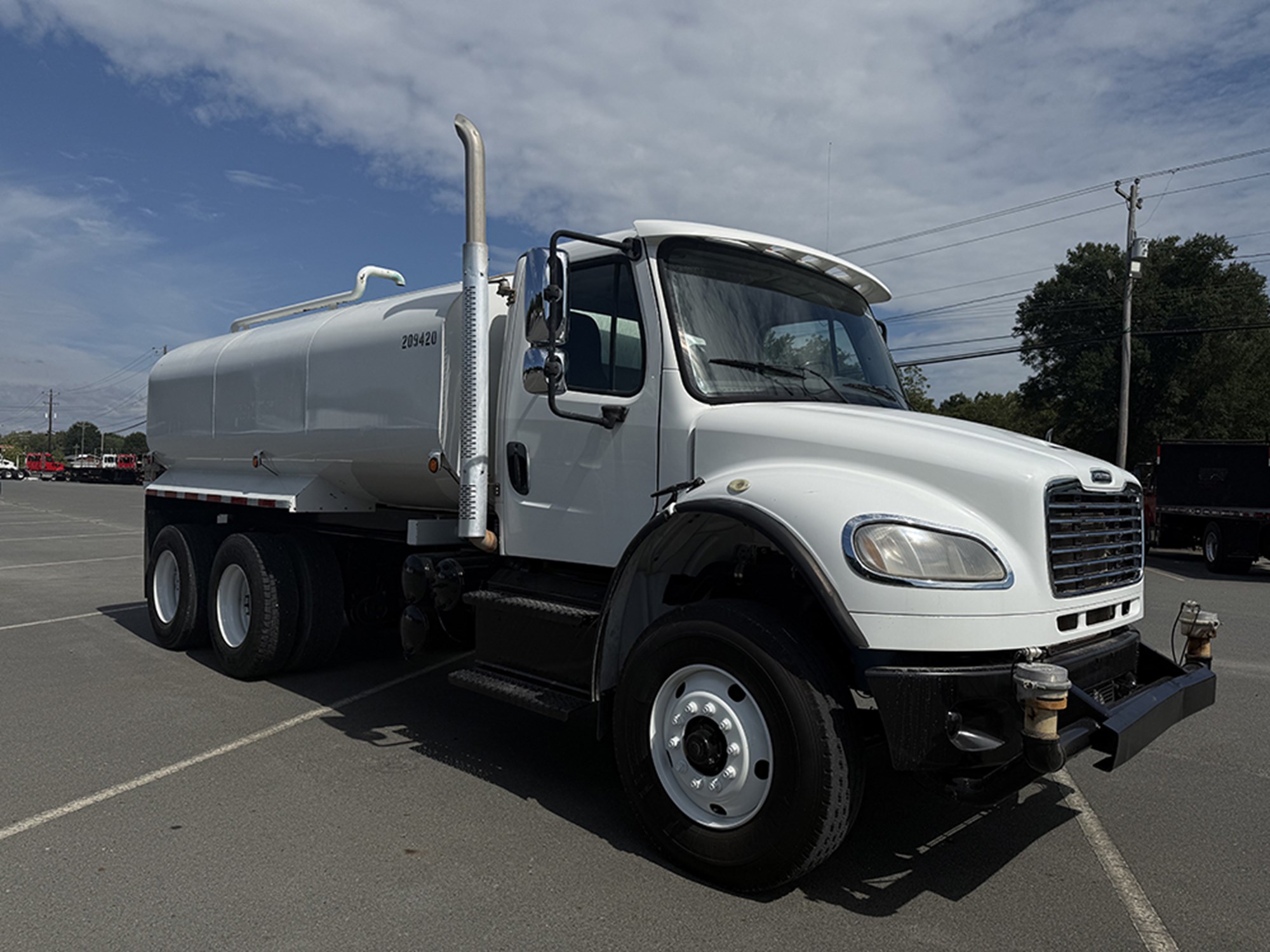 2019 Freightliner M2 2019 Freightliner M2 - image 2 of 6