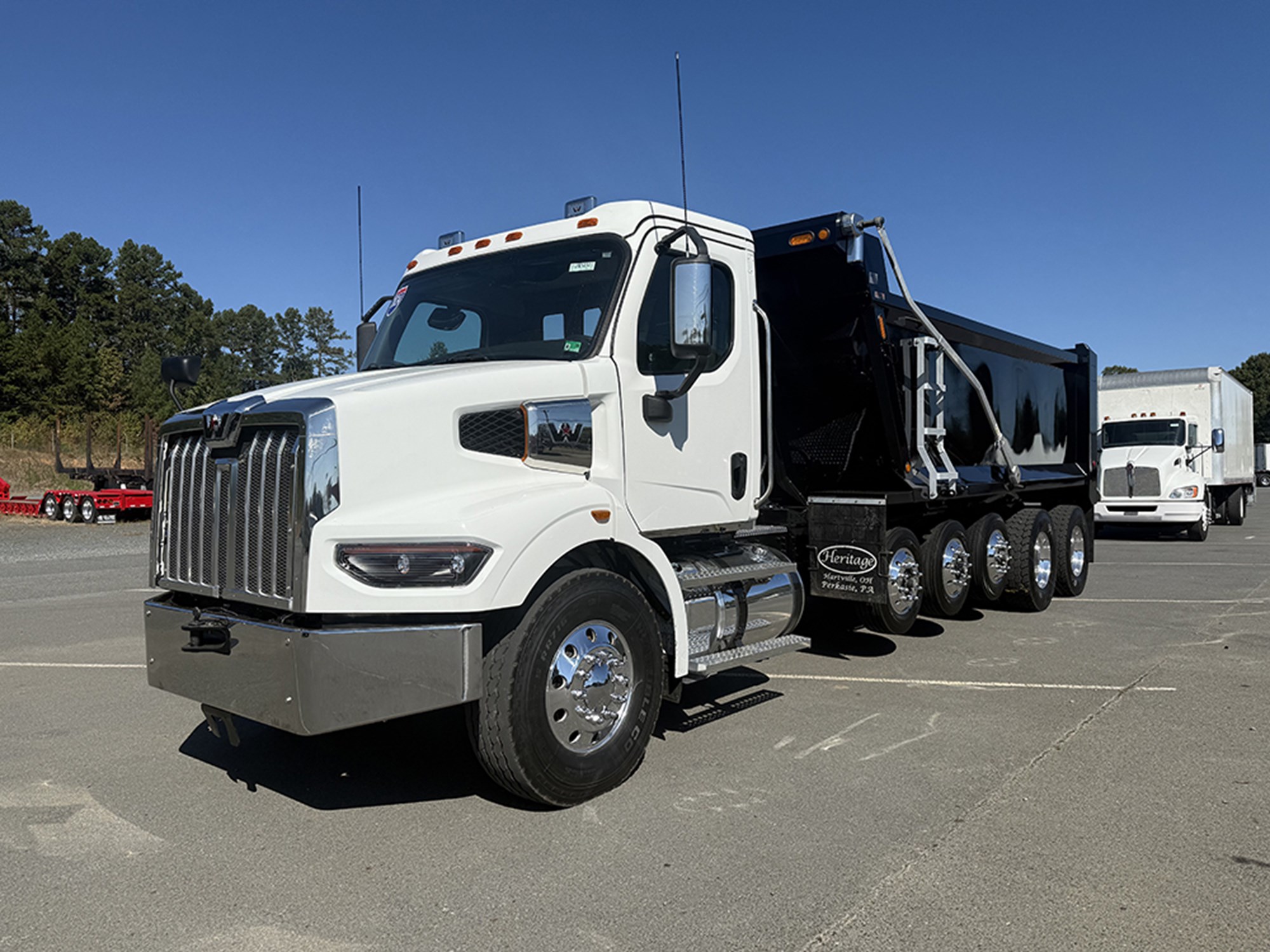 2024 Western Star 47X 2024 Western Star 47X - image 1 of 6