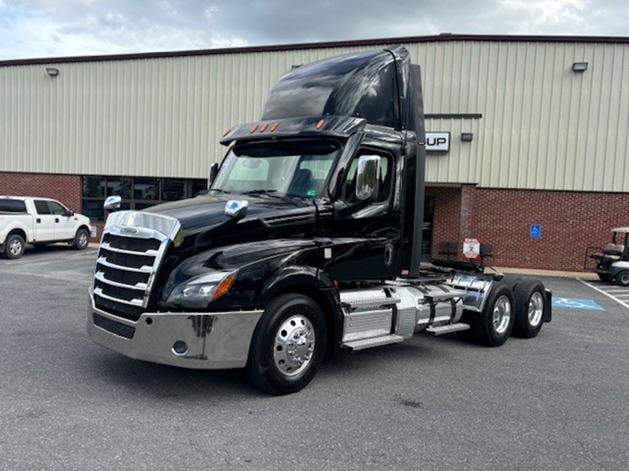 2021 FREIGHTLINER PT126DC 2021 FREIGHTLINER PT126DC - image 1 of 6