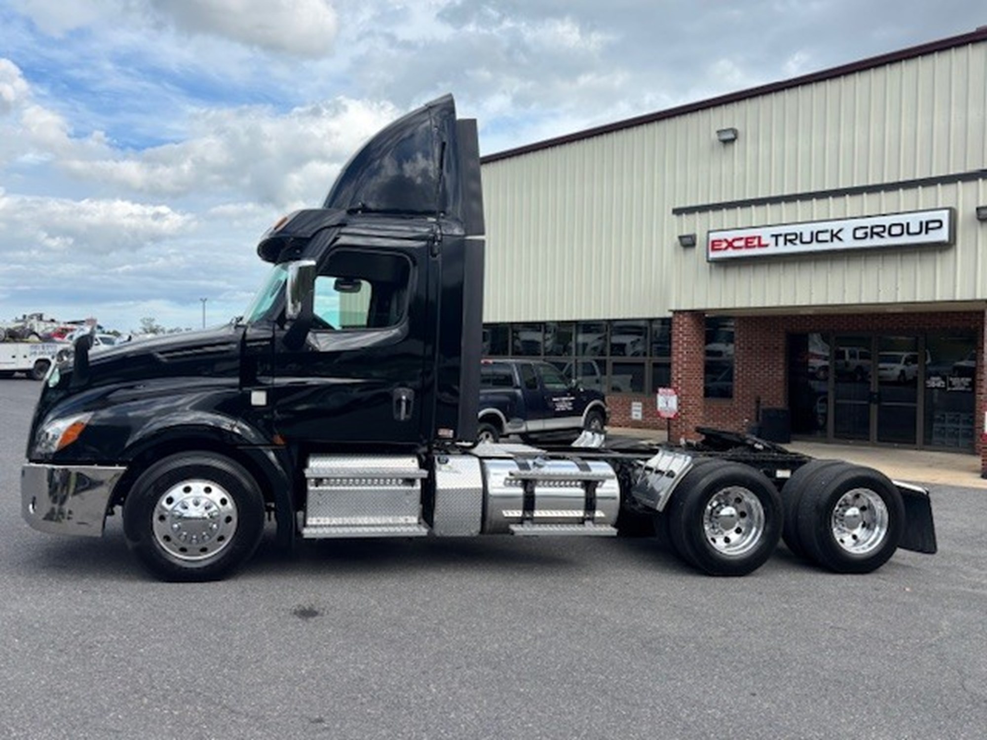 2021 FREIGHTLINER PT126DC 2021 FREIGHTLINER PT126DC - image 2 of 6