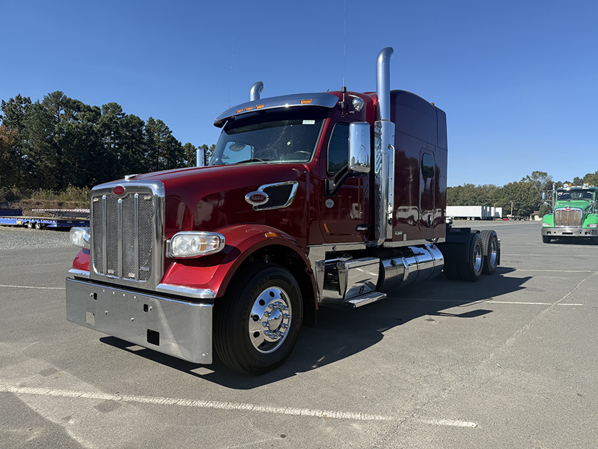 2019 Peterbilt 567 2019 Peterbilt 567 - image 1 of 6