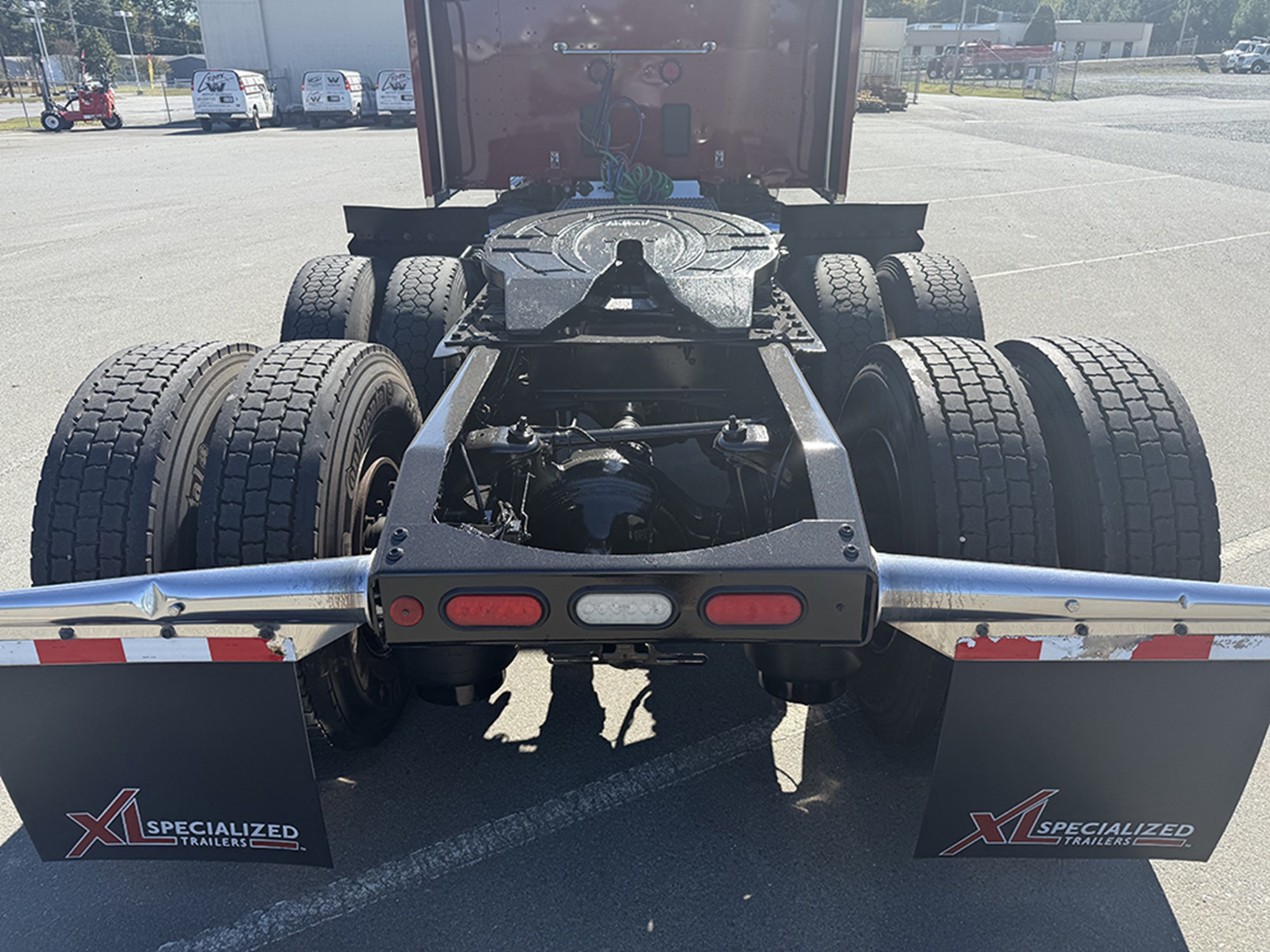 2019 Peterbilt 567 2019 Peterbilt 567 - image 5 of 6