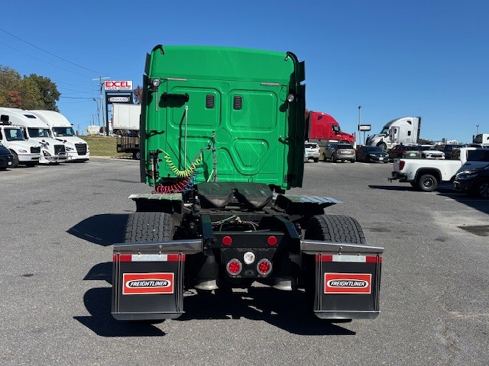 2015 FREIGHTLINER CASCADIA 125 2015 FREIGHTLINER CASCADIA 125 - image 4 of 6
