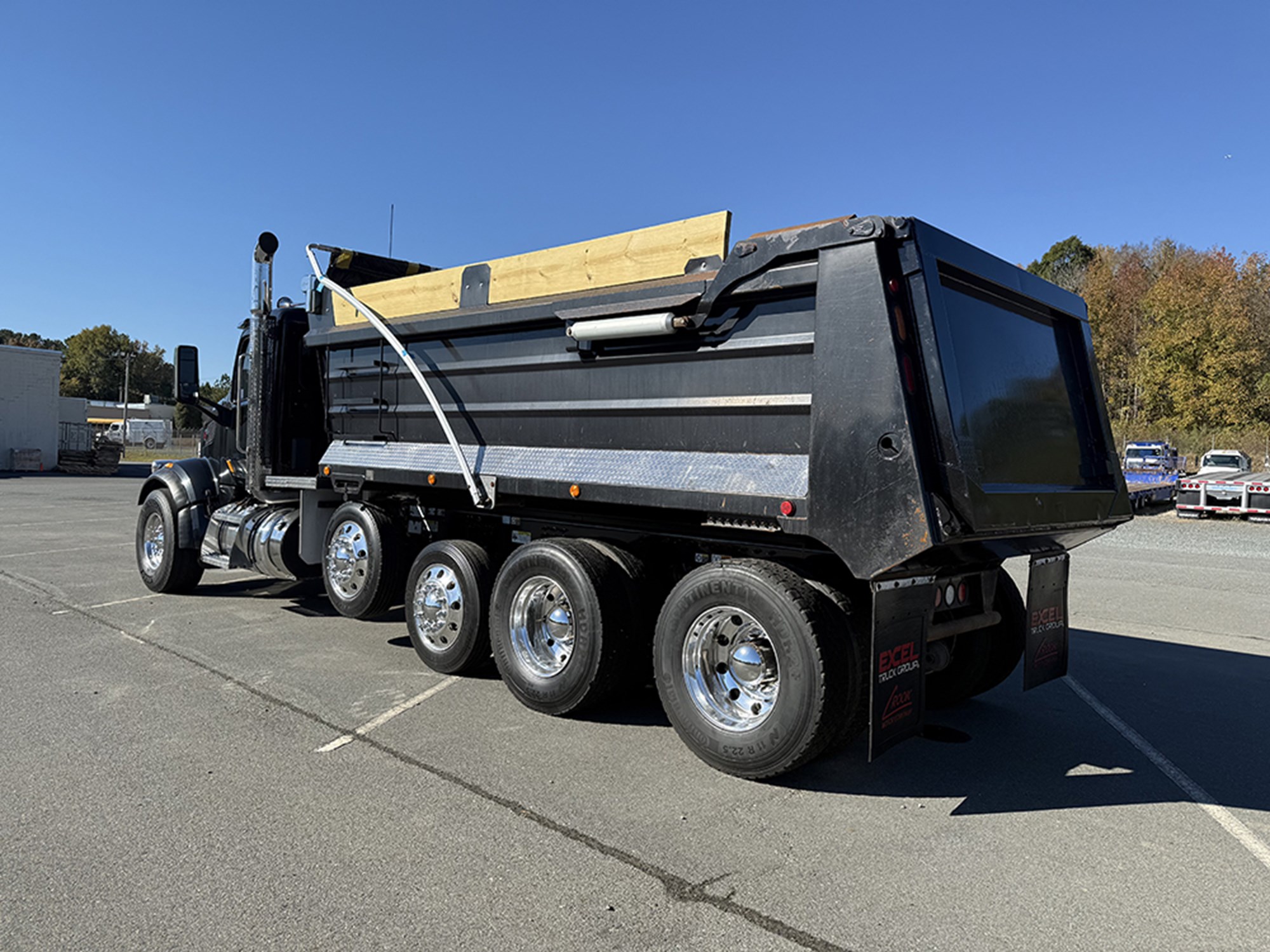 2019 Peterbilt 567 - image 6 of 6