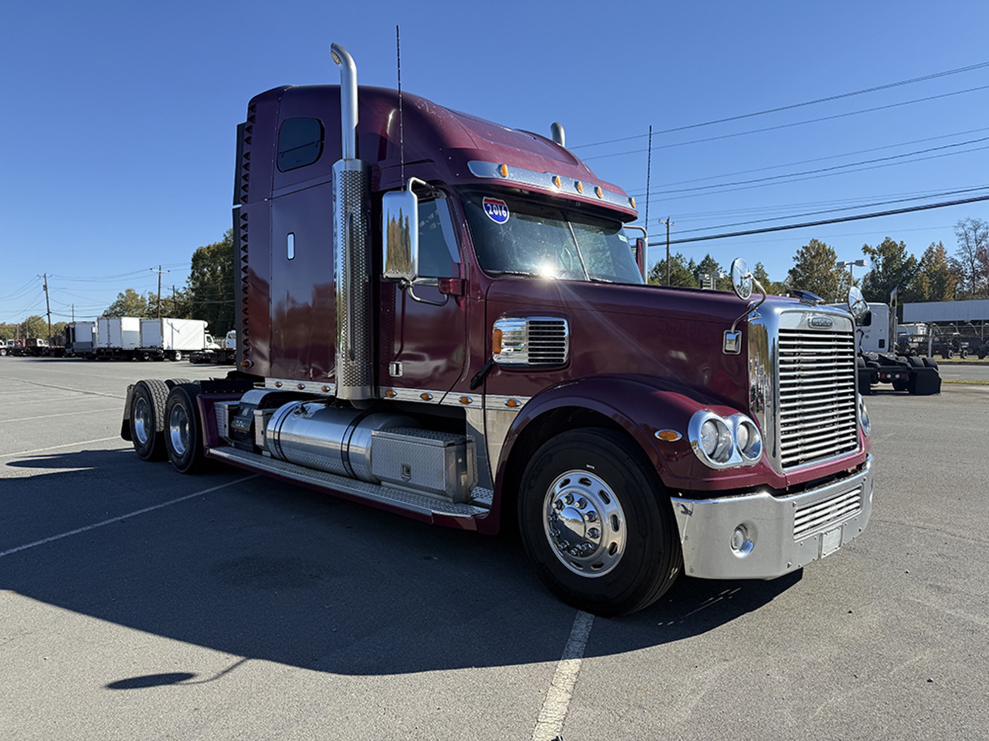 2016 Freightliner CC132 Coronado - image 2 of 6