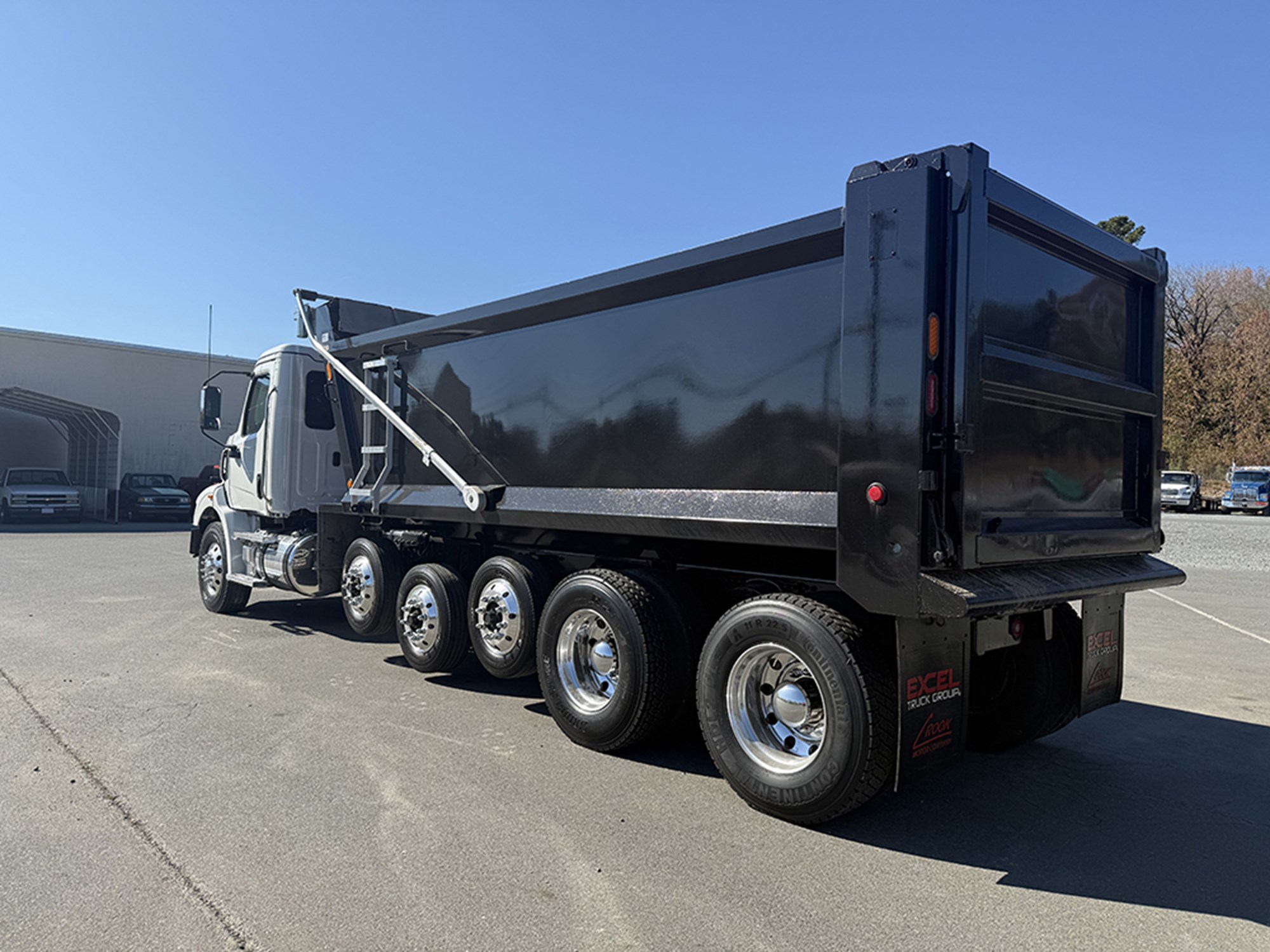 2024 Western Star 47X - image 6 of 6