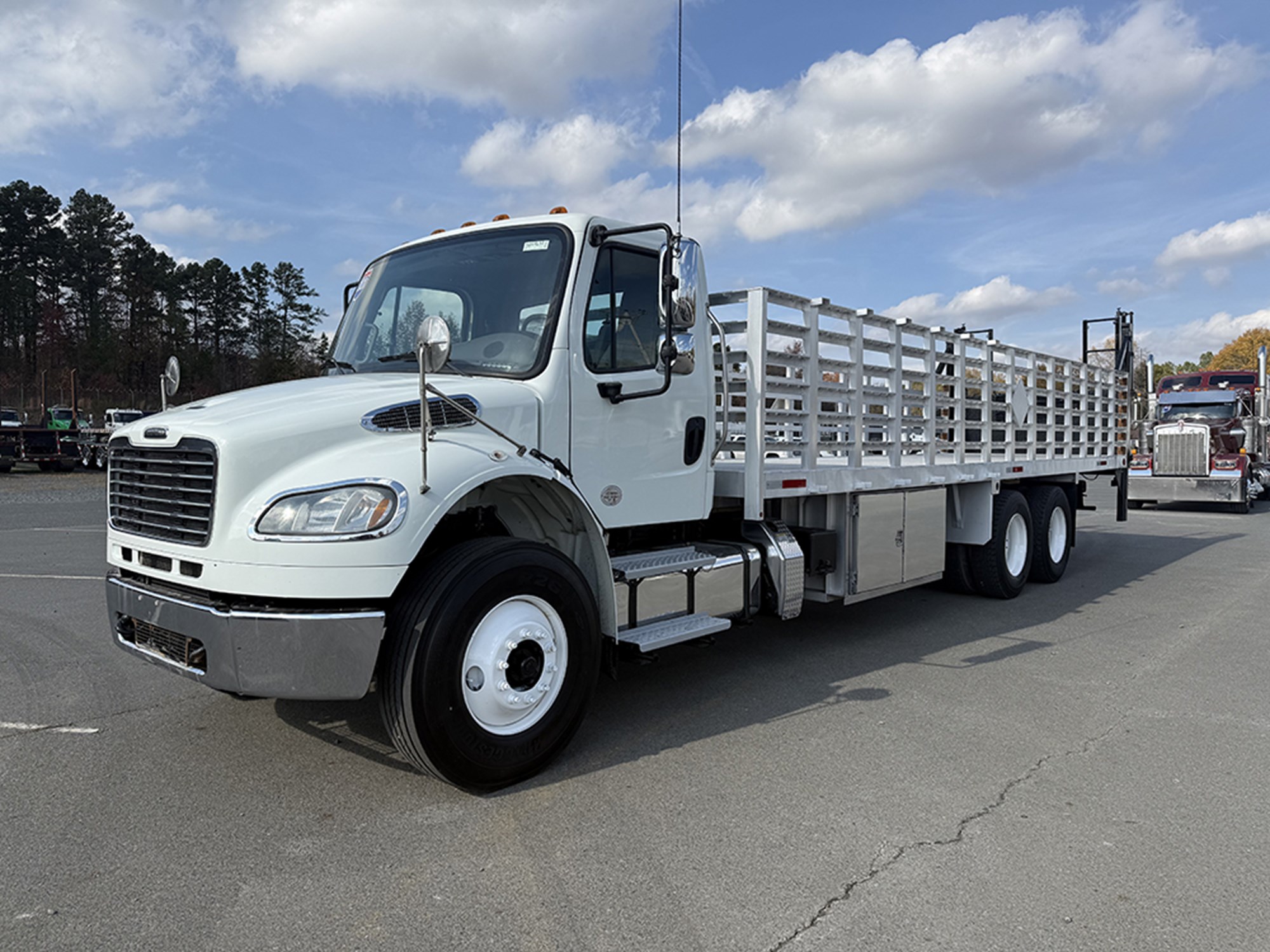 2020 Freightliner M2 - image 1 of 6