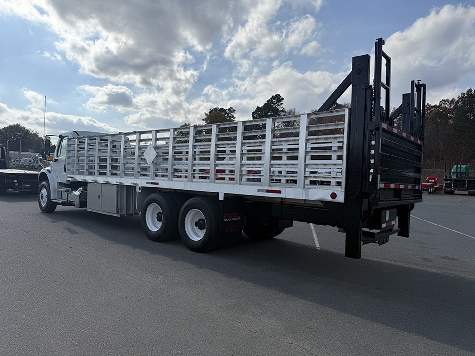 2020 Freightliner M2 - image 6 of 6