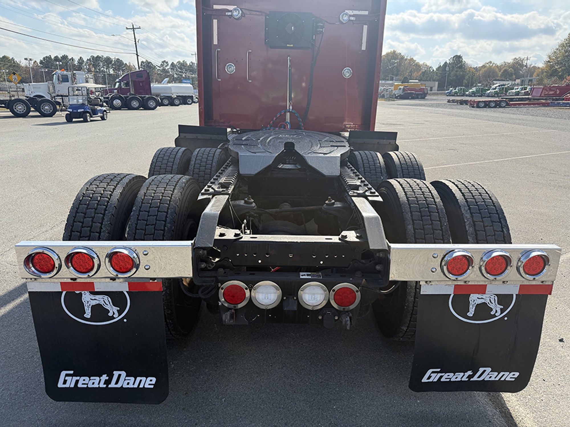 2019 Kenworth W9 Series - image 5 of 6