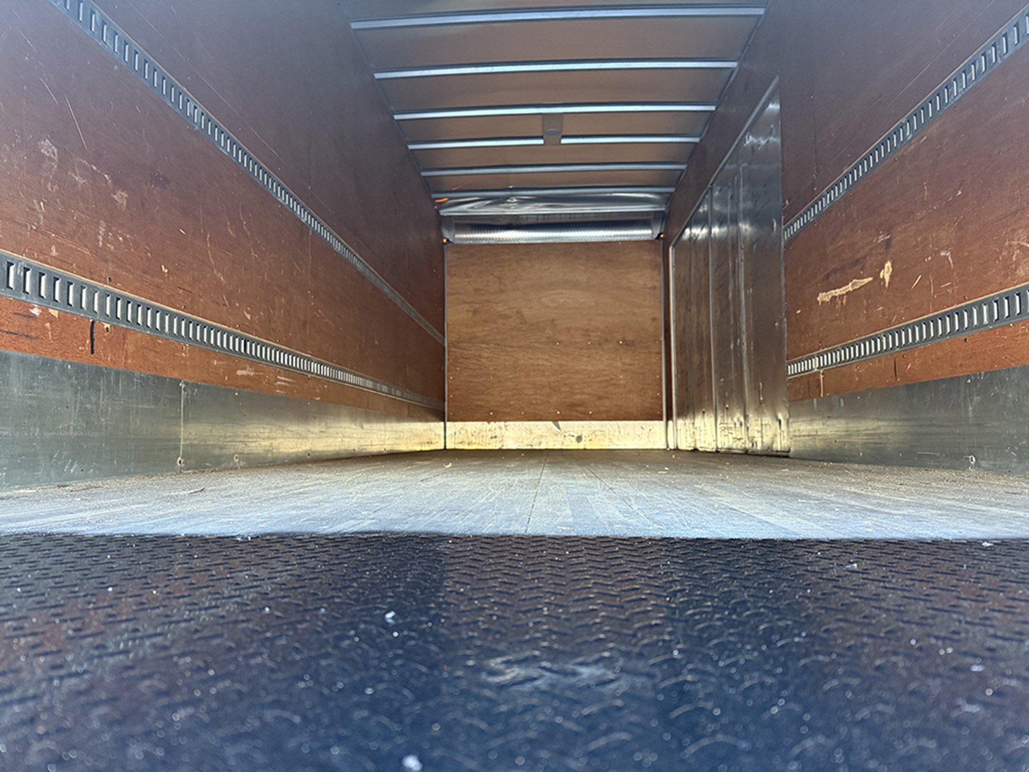 2017 International 4300 - image 6 of 6