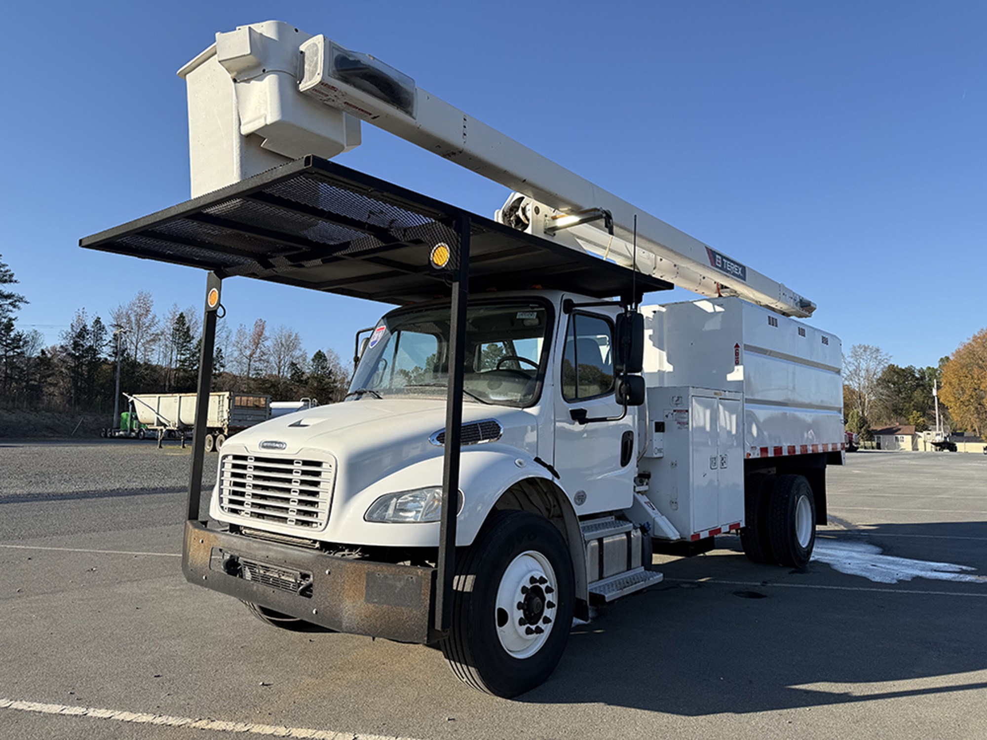 2019 Freightliner M2106 - image 1 of 2