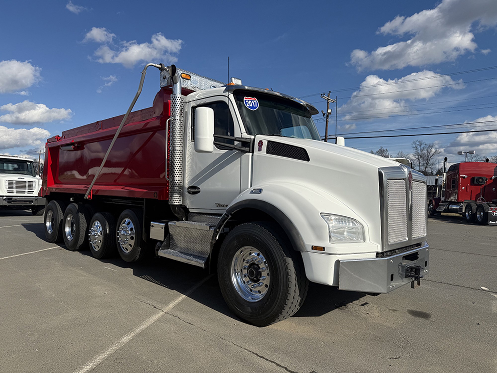 2017 Kenworth T880 2017 Kenworth T880 - image 2 of 6