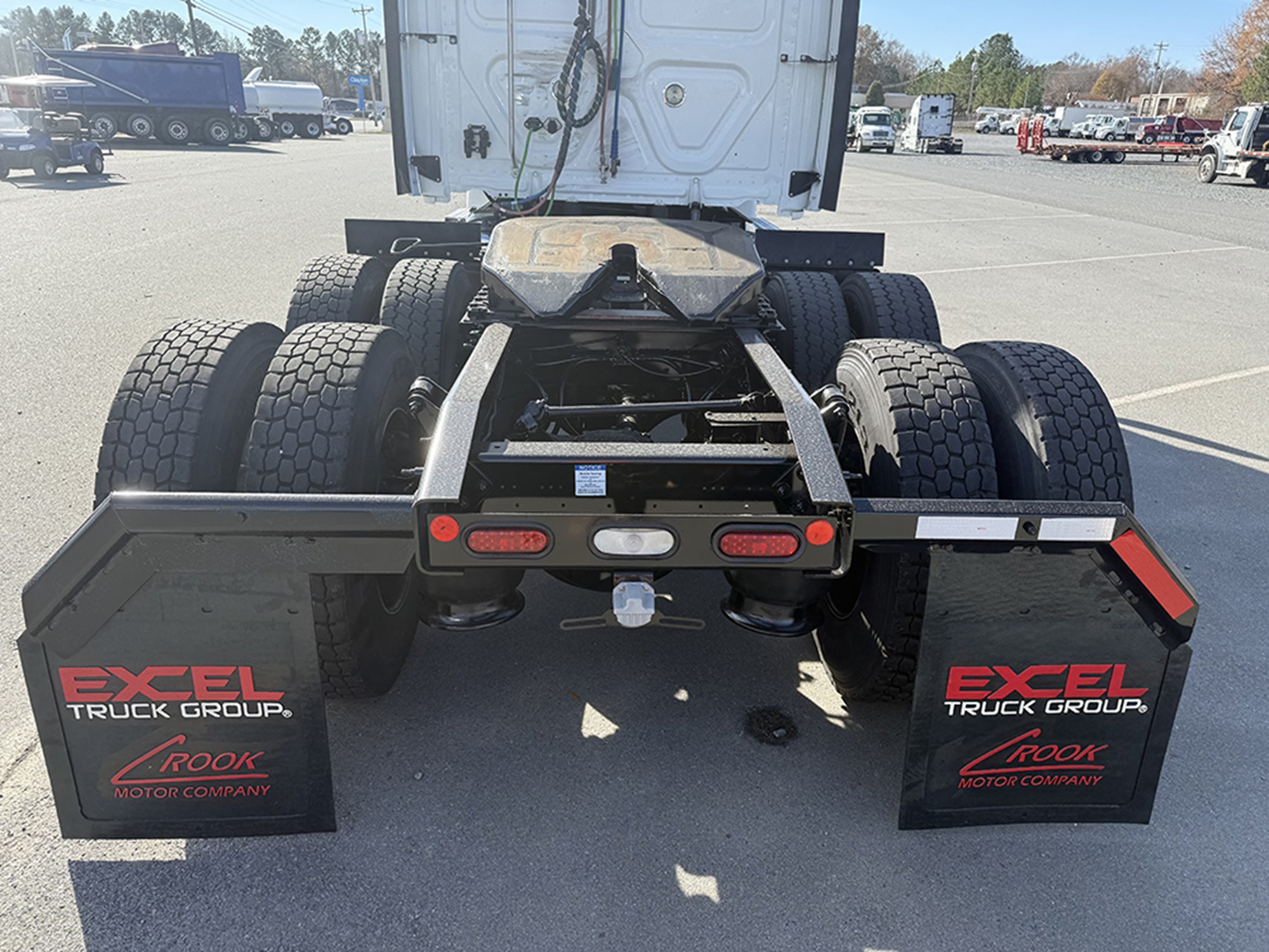 2019 Freightliner Cascadia 113 2019 Freightliner Cascadia 113 - image 5 of 6