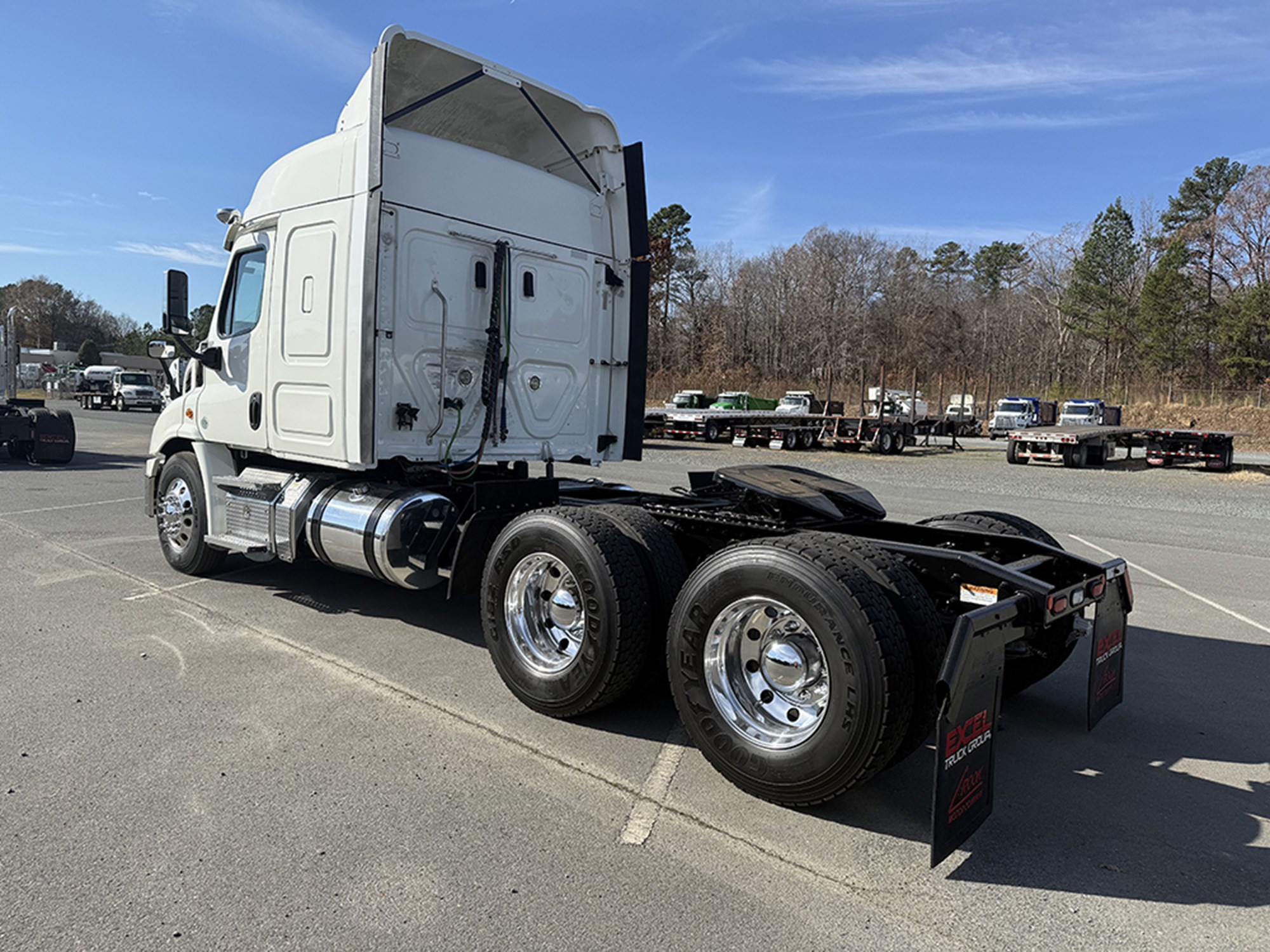 2019 Freightliner Cascadia 113 2019 Freightliner Cascadia 113 - image 6 of 6