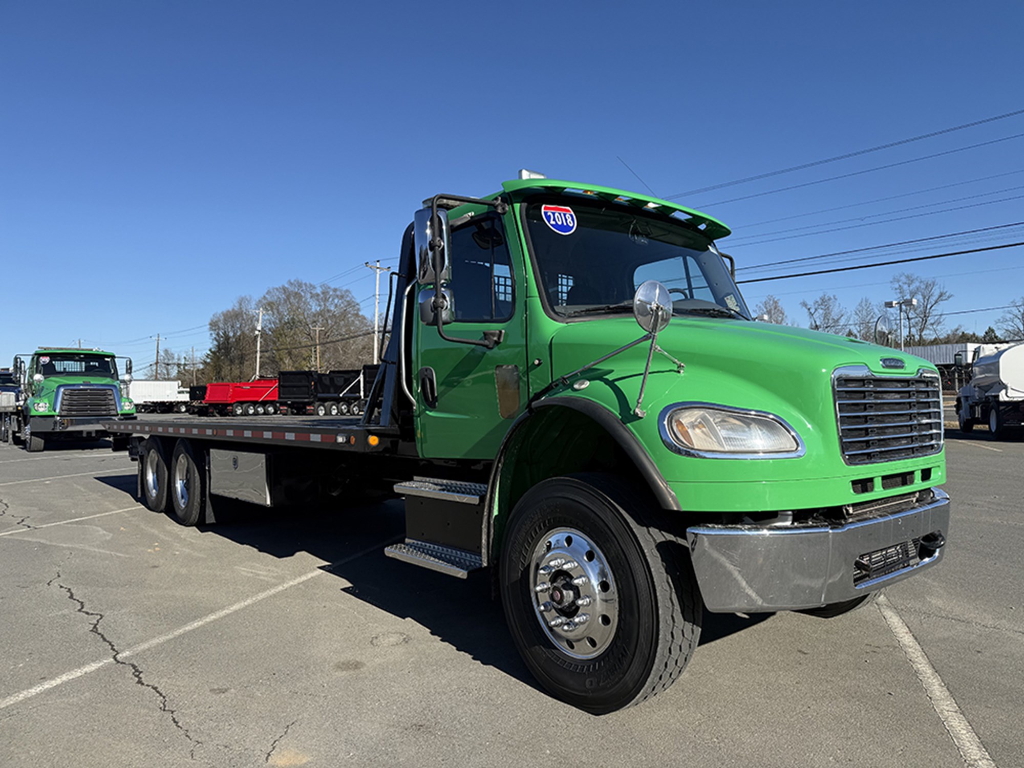 2018 Freightliner M2106 2018 Freightliner M2106 - image 2 of 6