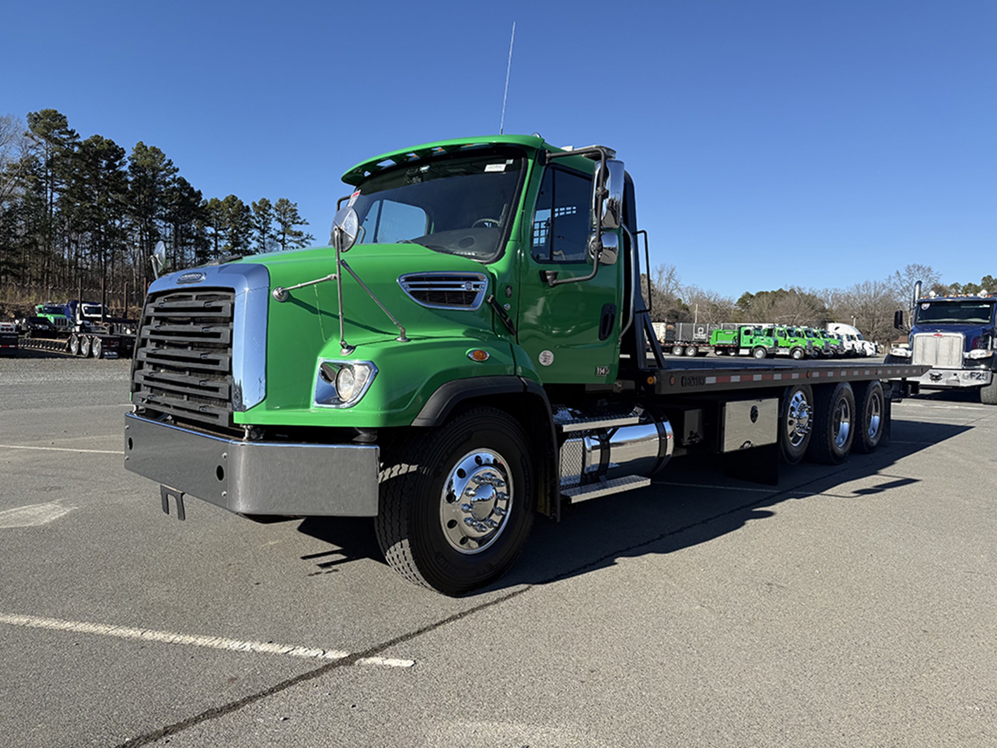 2020 Freightliner 114SD 2020 Freightliner 114SD - image 1 of 6
