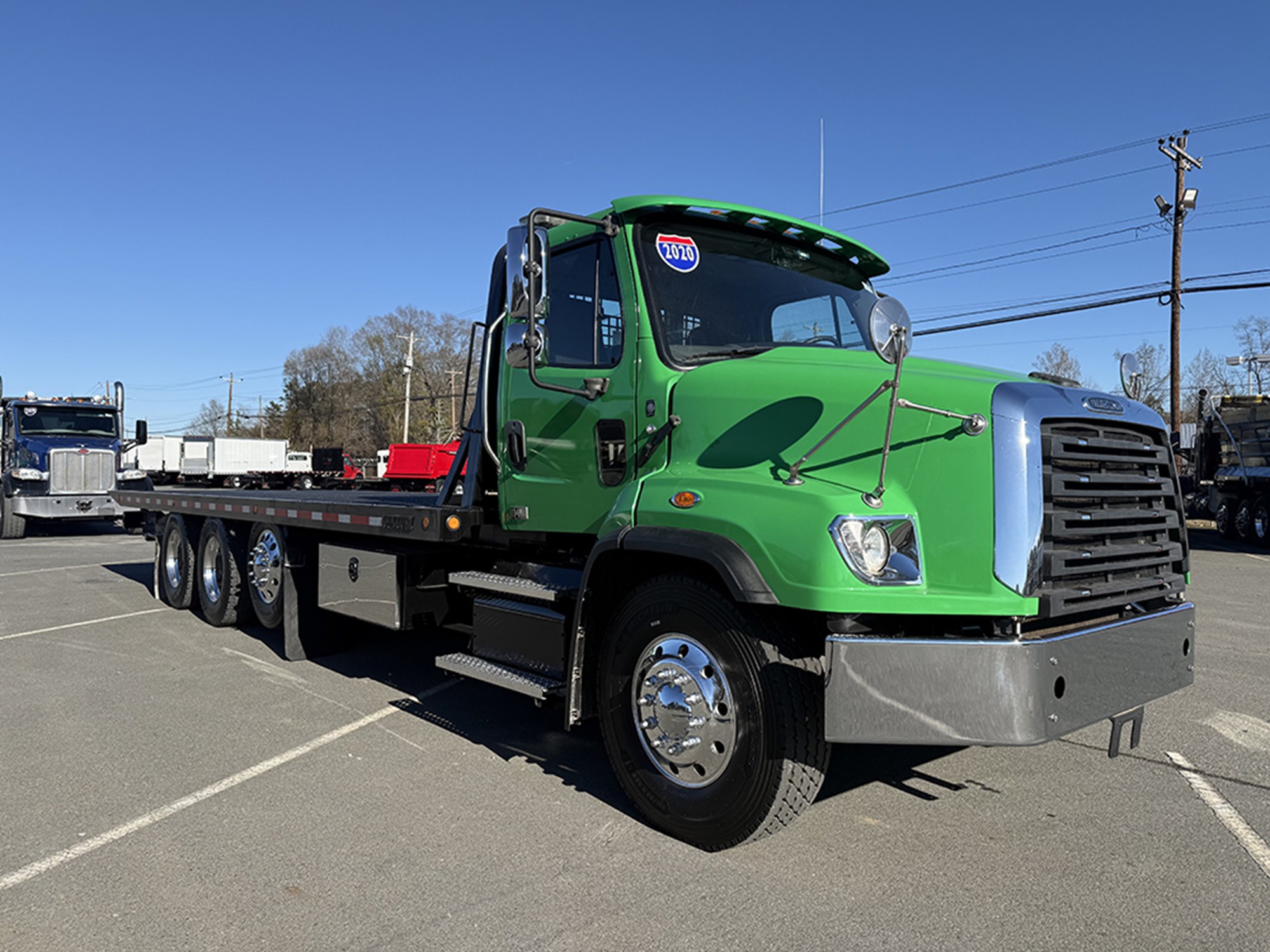 2020 Freightliner 114SD 2020 Freightliner 114SD - image 2 of 6