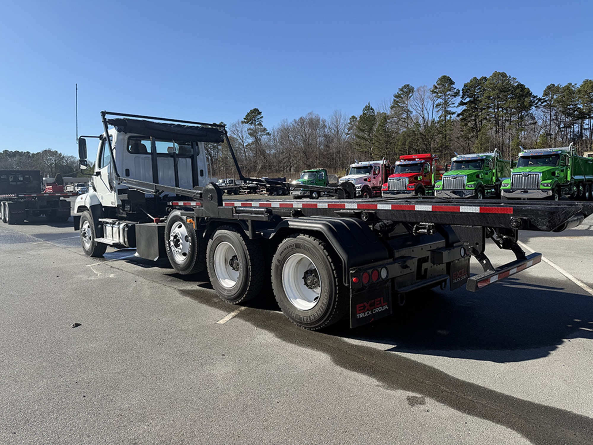 2019 Freightliner 114SD - image 6 of 6