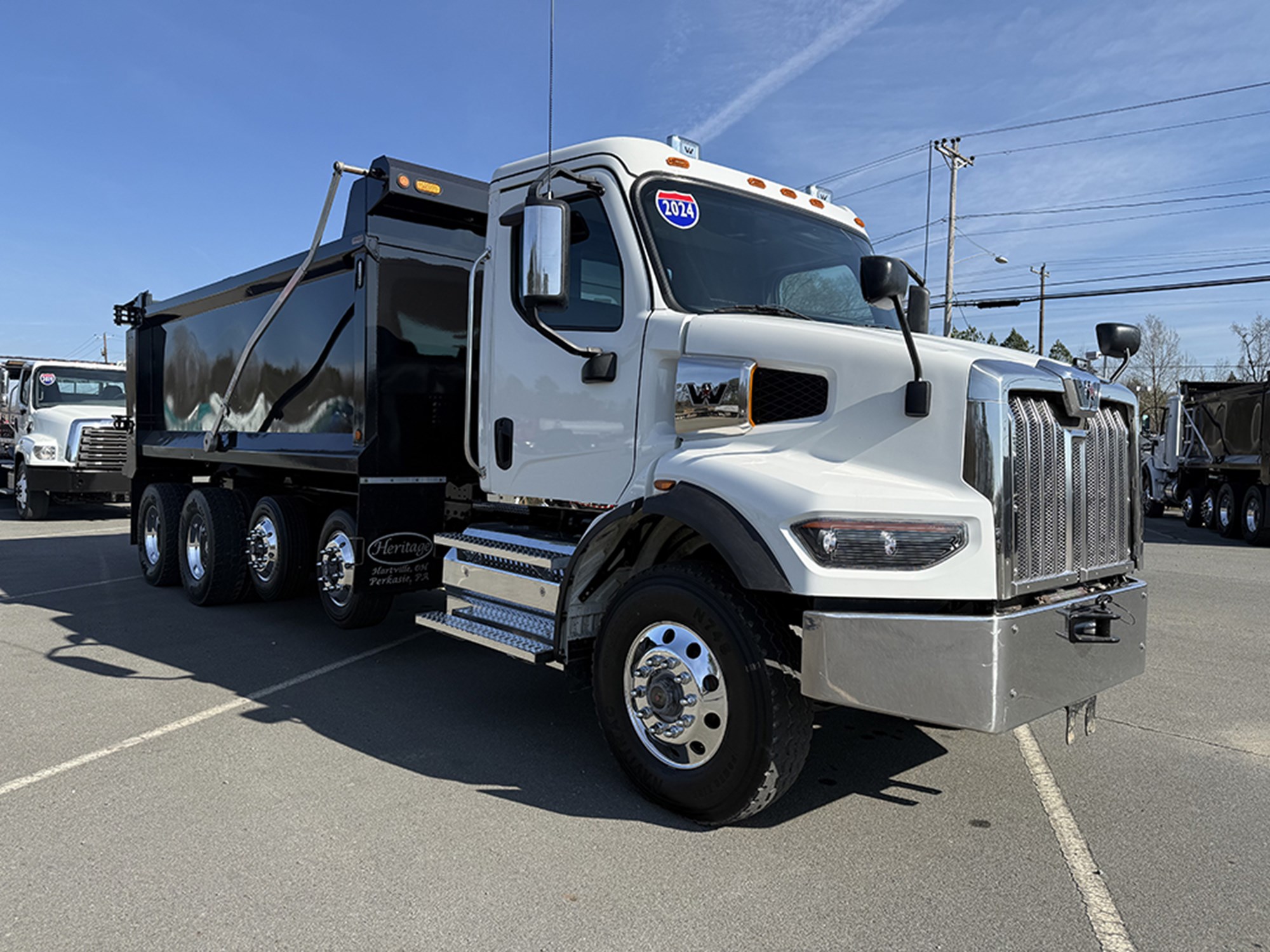 2024 Western Star 47X - image 2 of 6