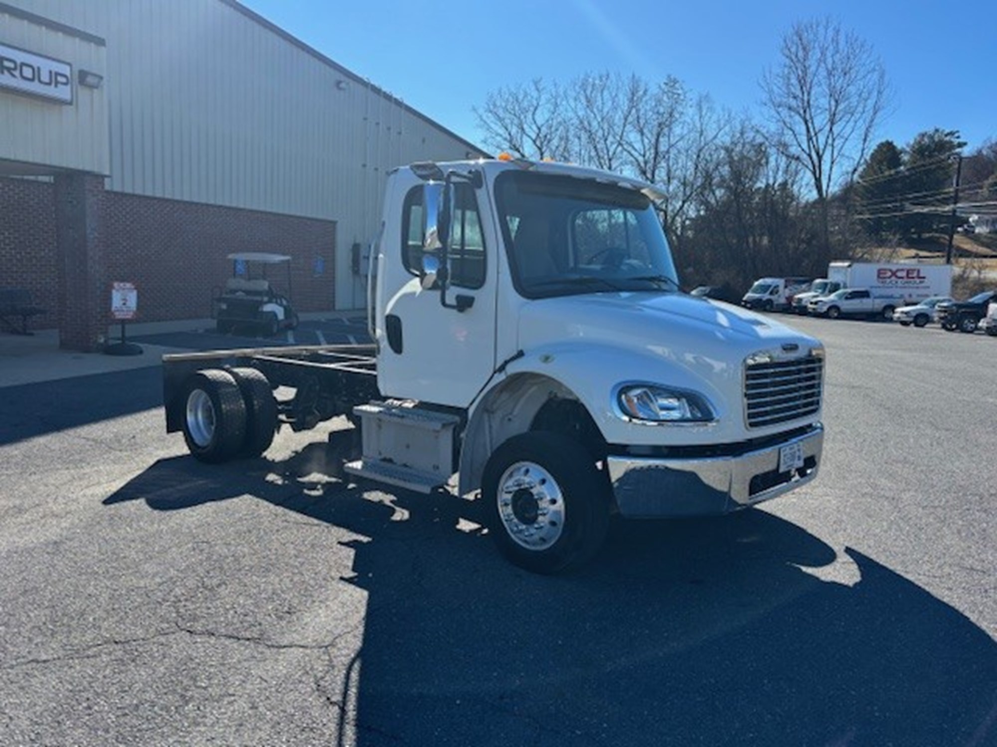 2016 Freightliner M2 106 - image 6 of 6