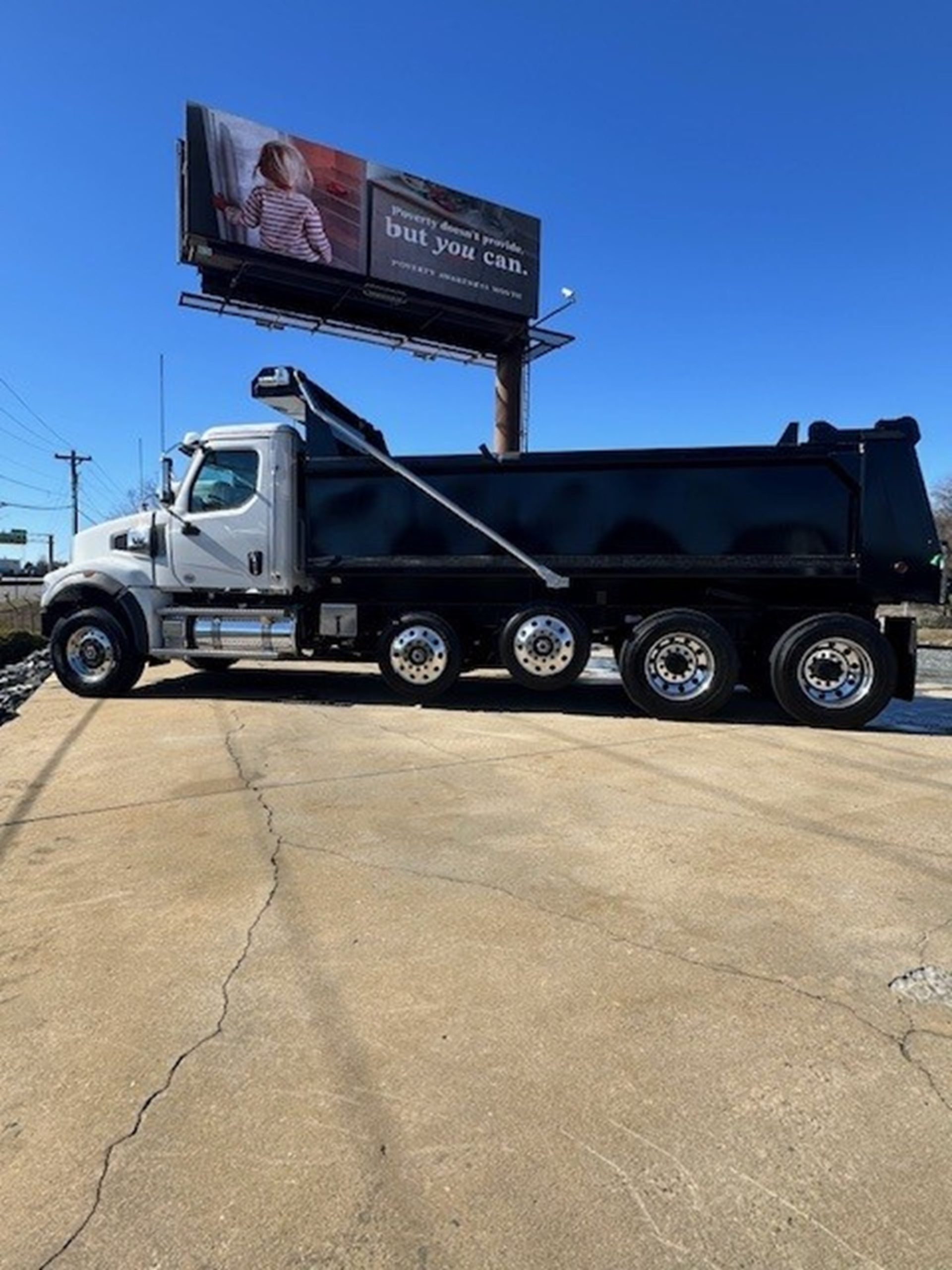 2026 Western Star 49X - image 2 of 3
