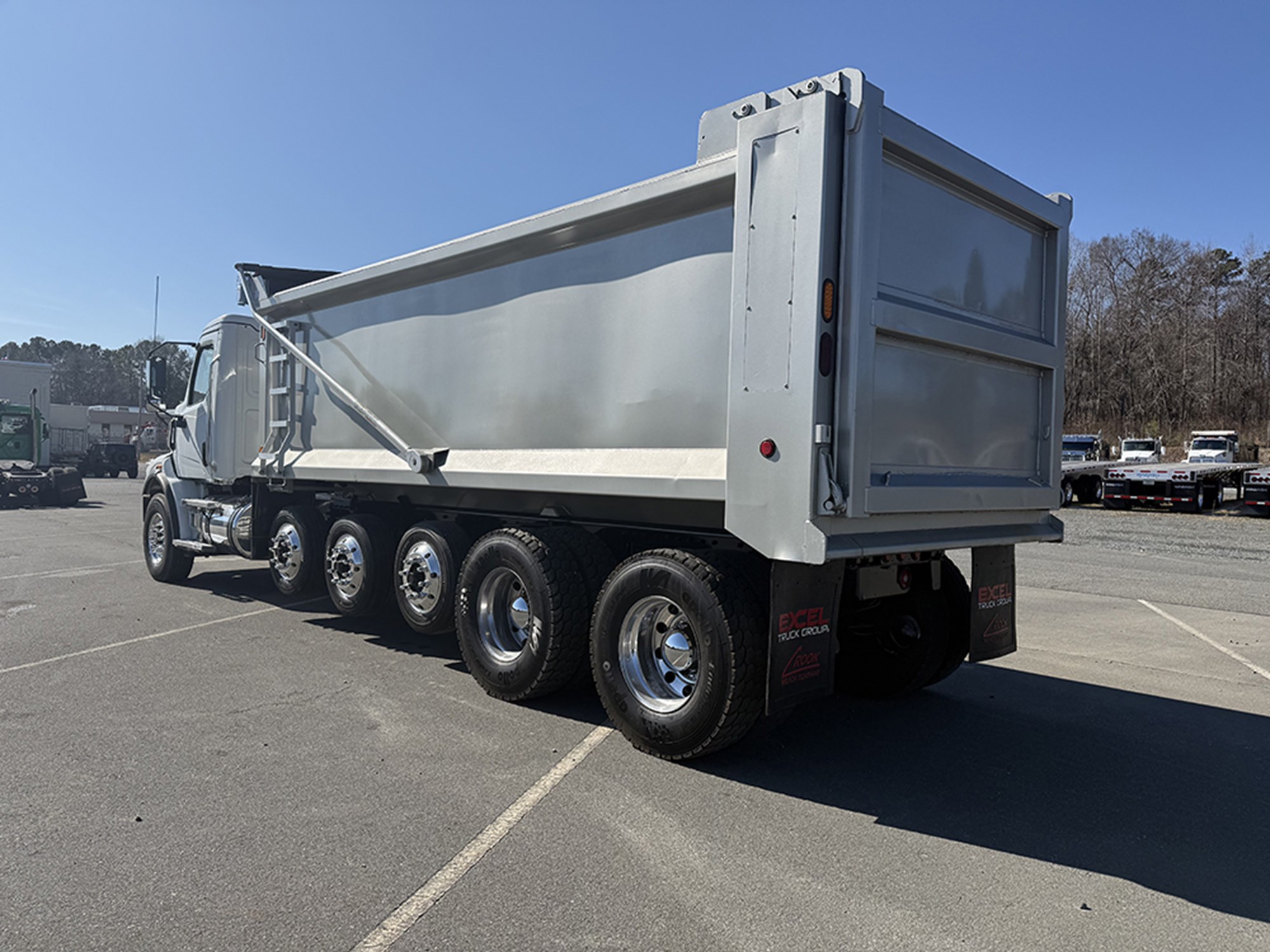 2024 Western Star 47X - image 6 of 6