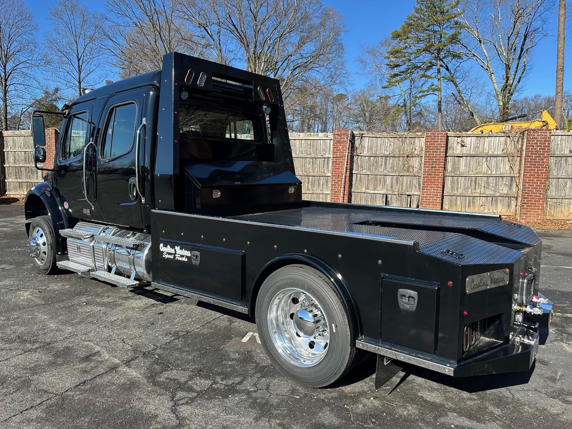 2026 Freightliner M2106 - image 4 of 6