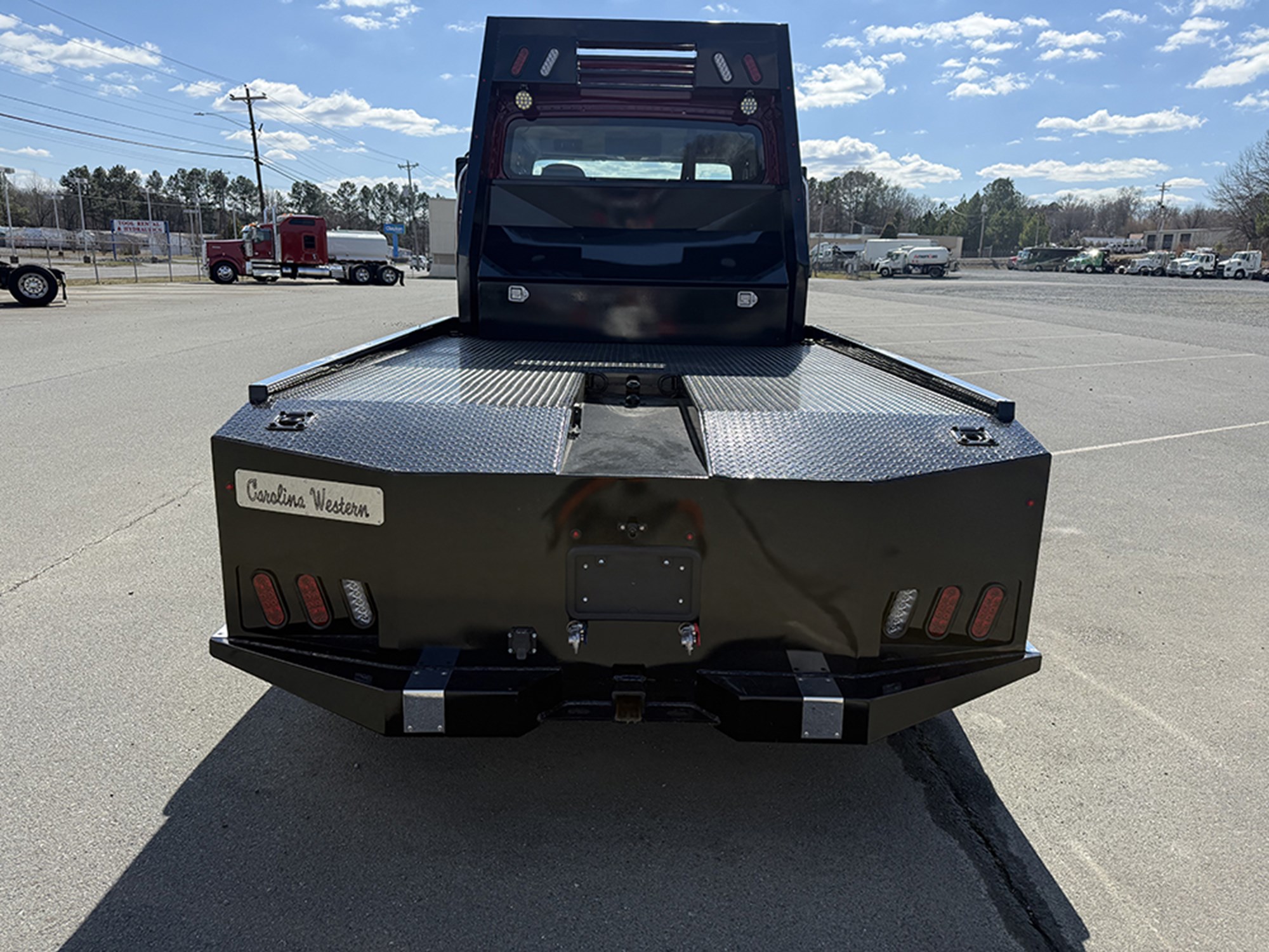 2026 Freightliner M2 106 - image 5