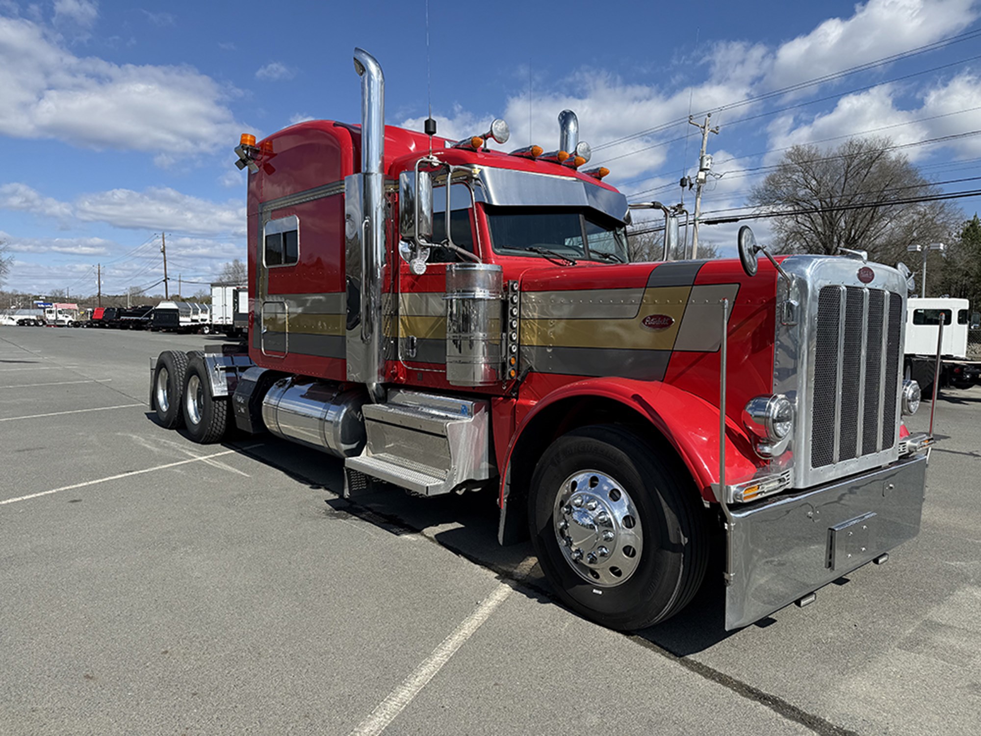 2021 Peterbilt - image 2