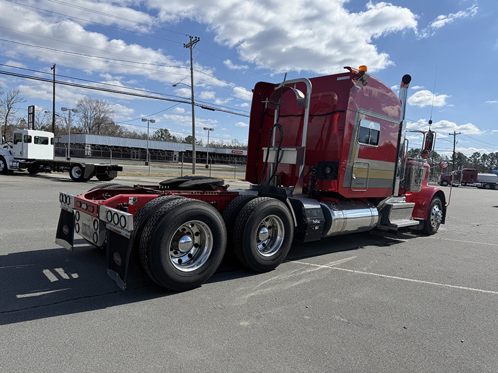 2021 Peterbilt - image 4