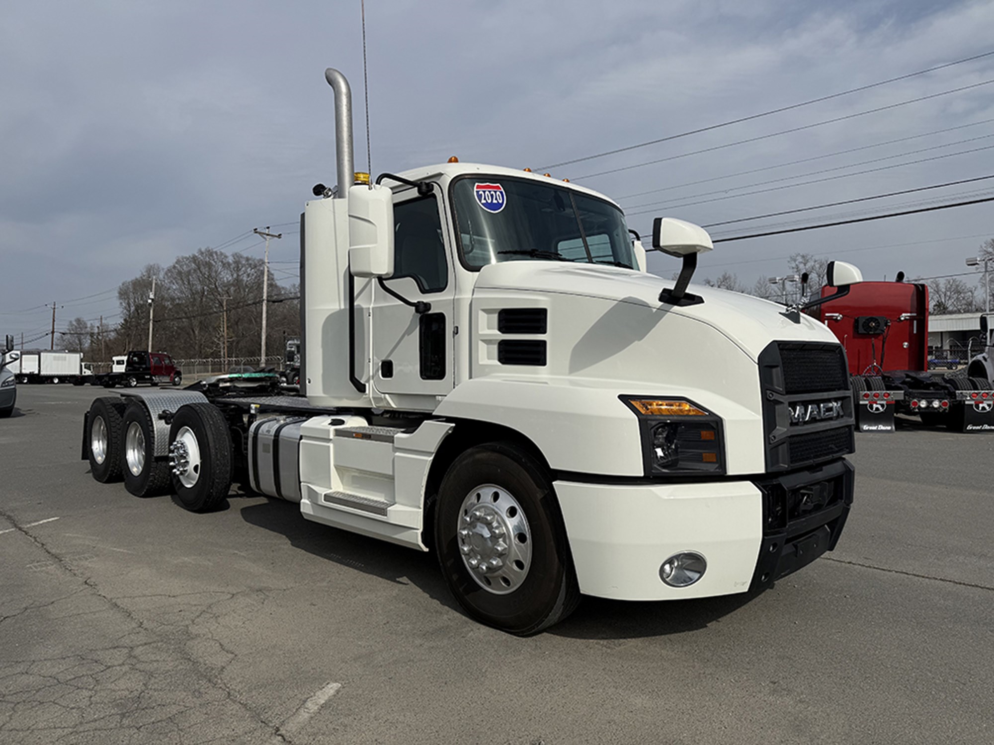 2020 Mack Anthem - image 2