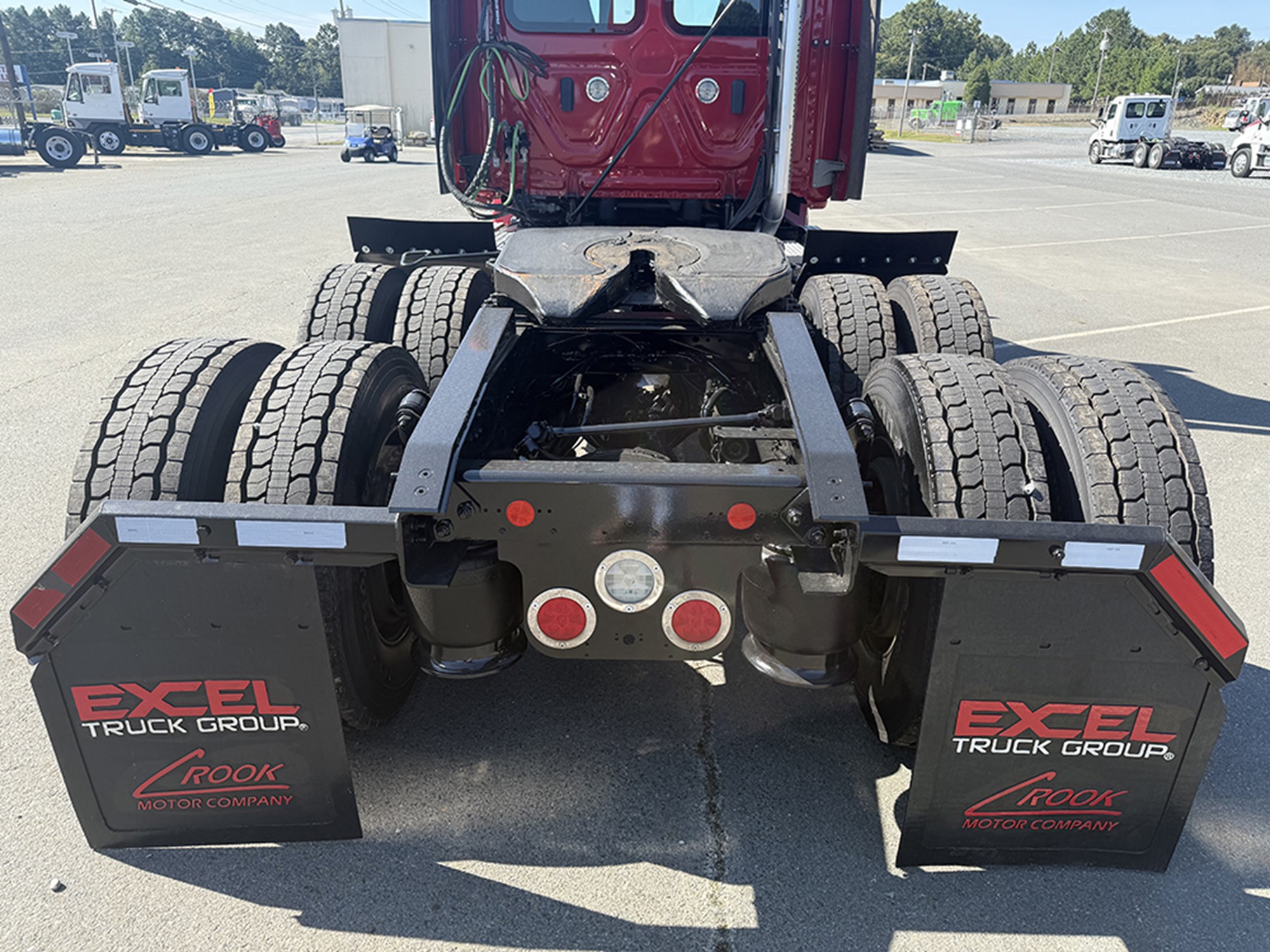 2021 Freightliner Cascadia - image 5