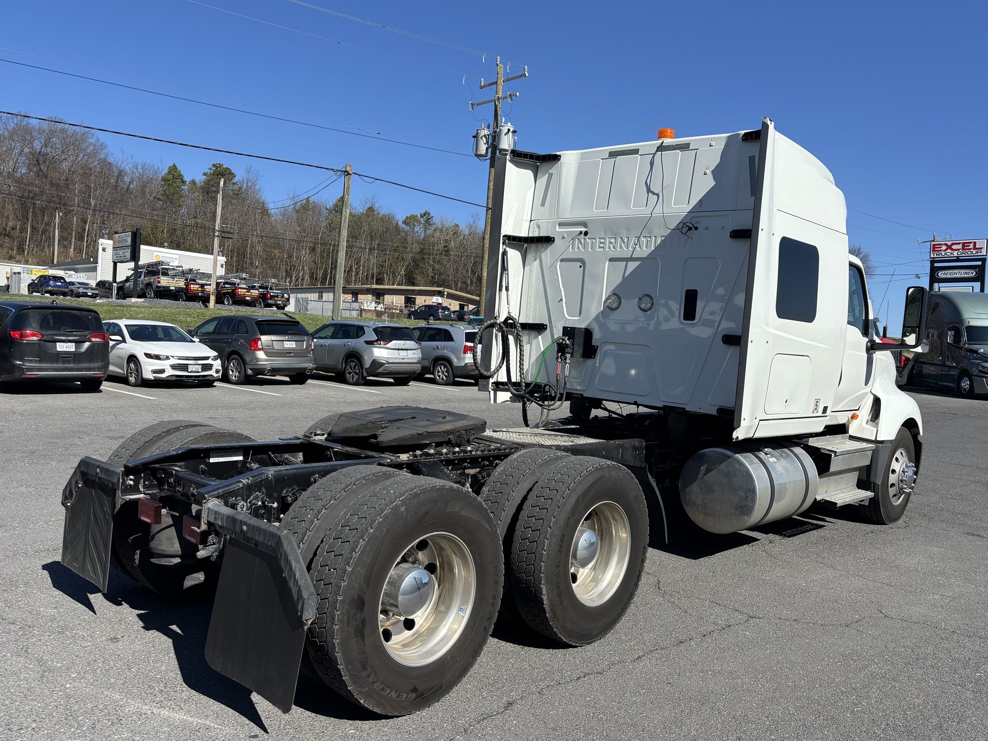 2020 INTERNATIONAL LT625 - image 5 of 6