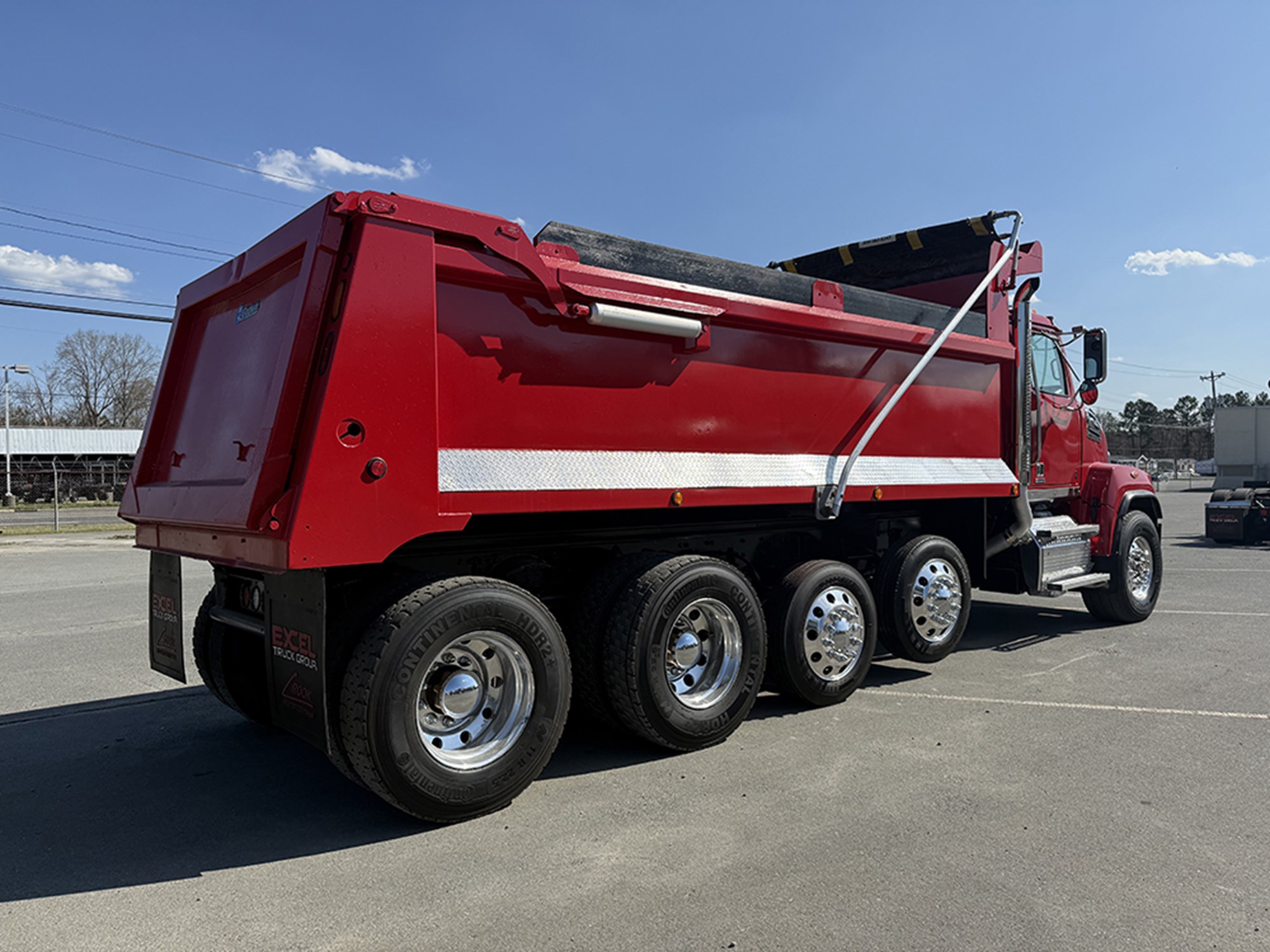 2018 Western Star 4700 - image 4 of 6