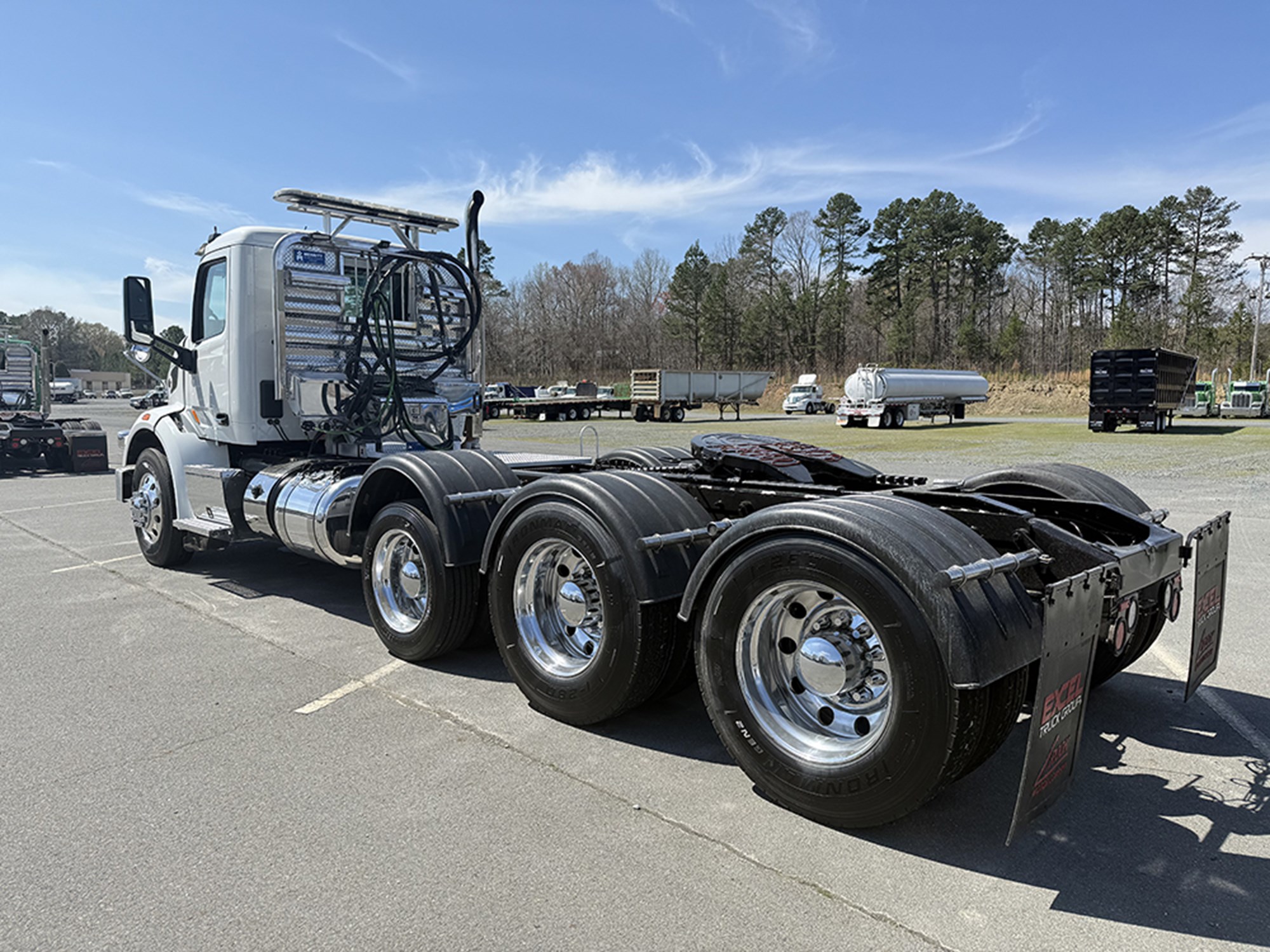 2020 Peterbilt - image 6